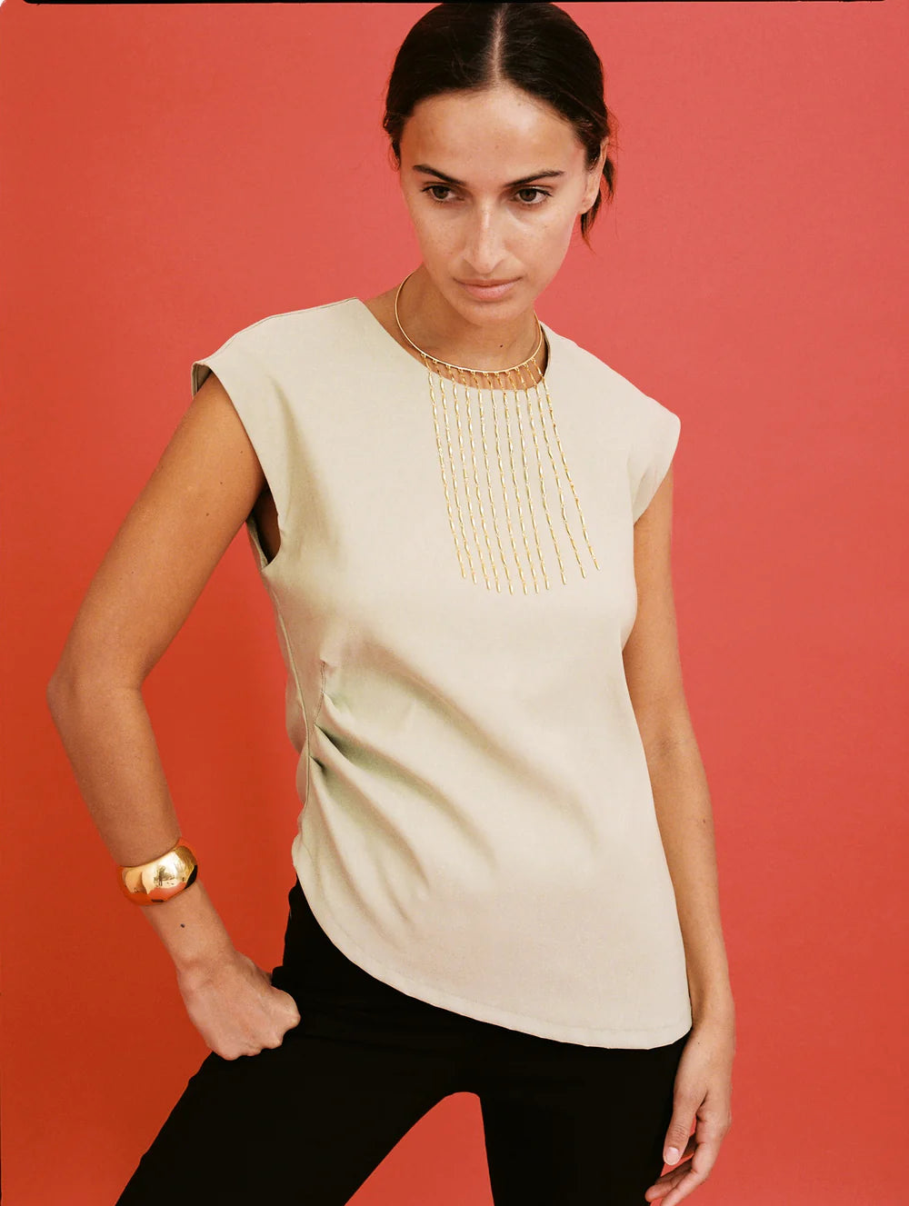 MADONNA GOLD NECKLACE