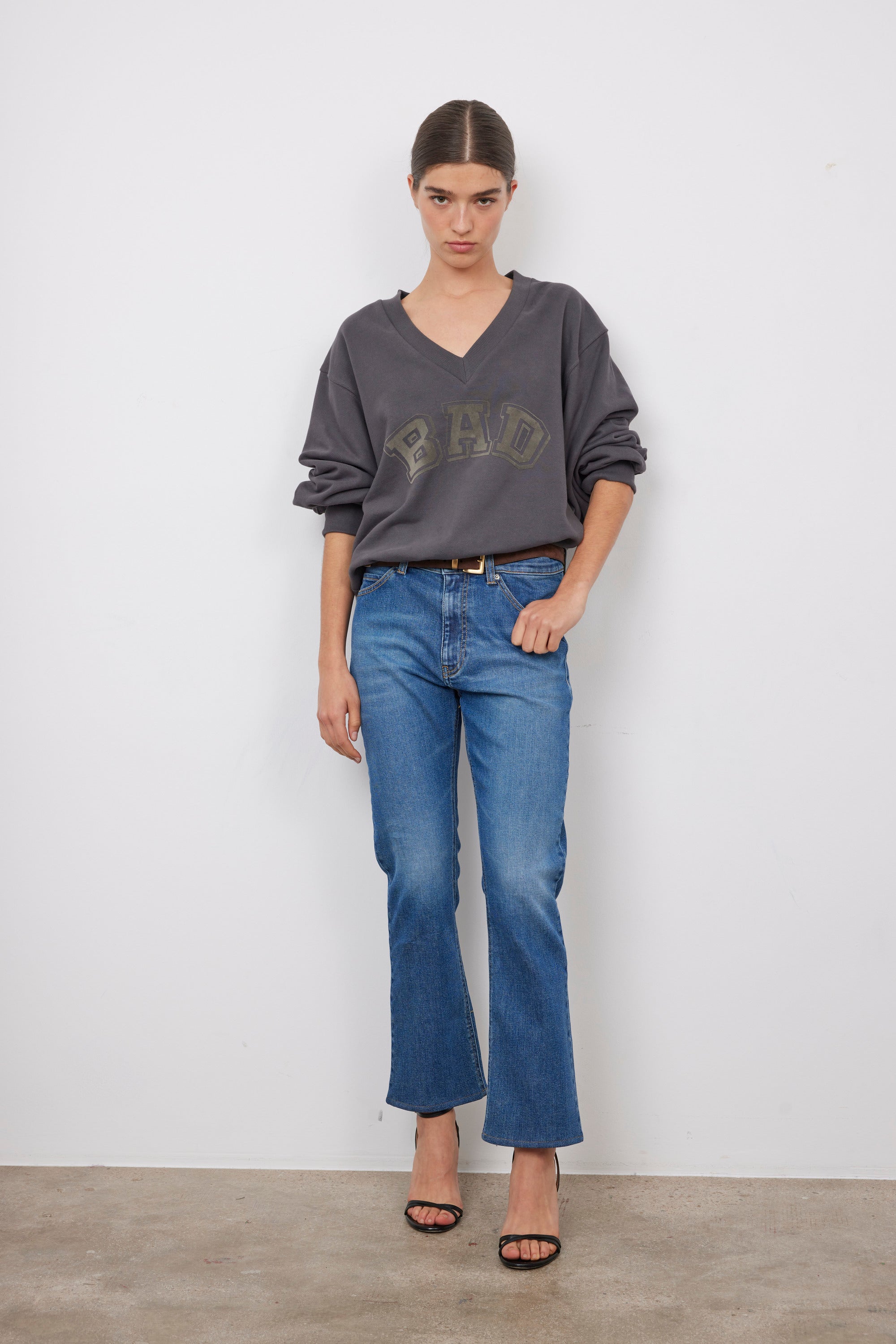 SIENNA GREY SWEATSHIRT