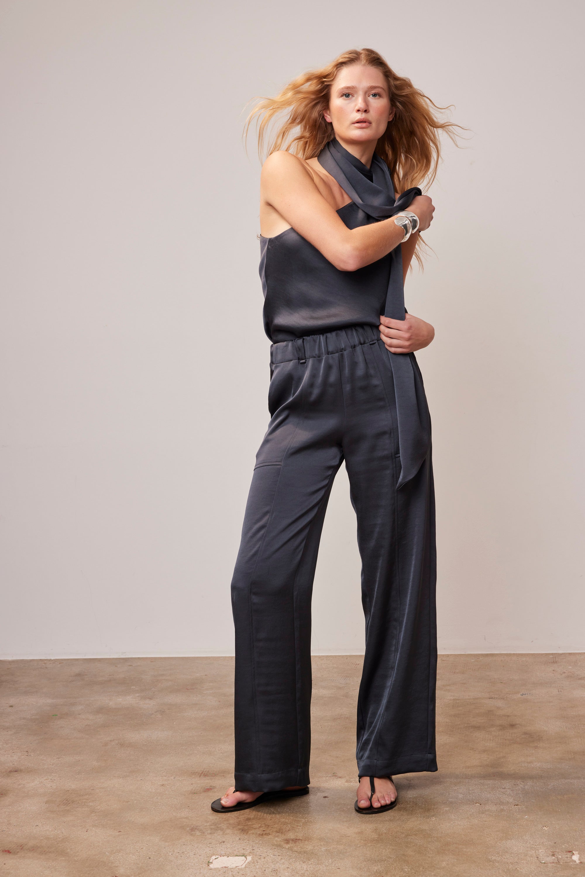 MACARENA GREY TROUSERS