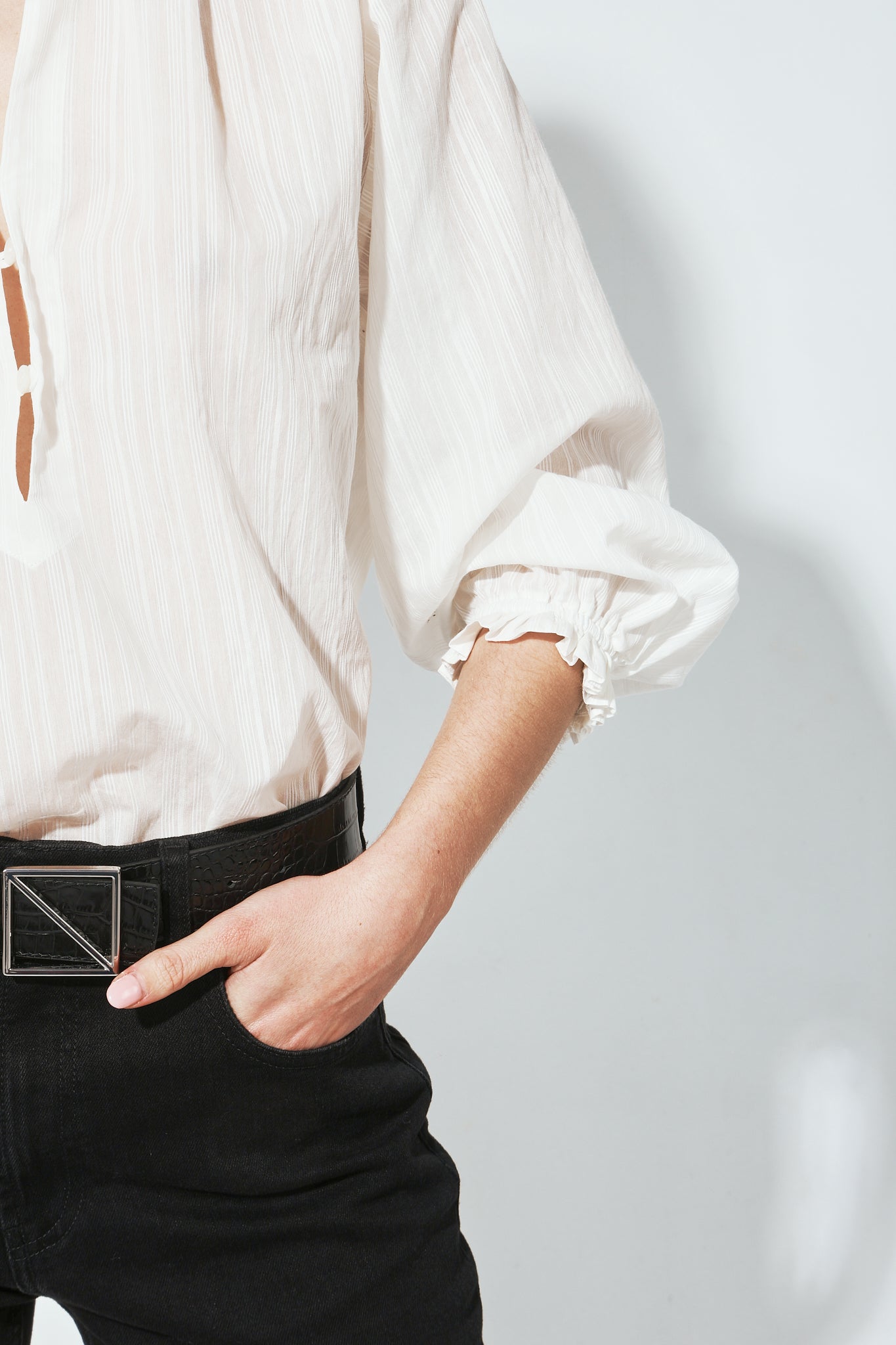 UMA OVERSIZE LONG SLEEVE WHITE SHIRT