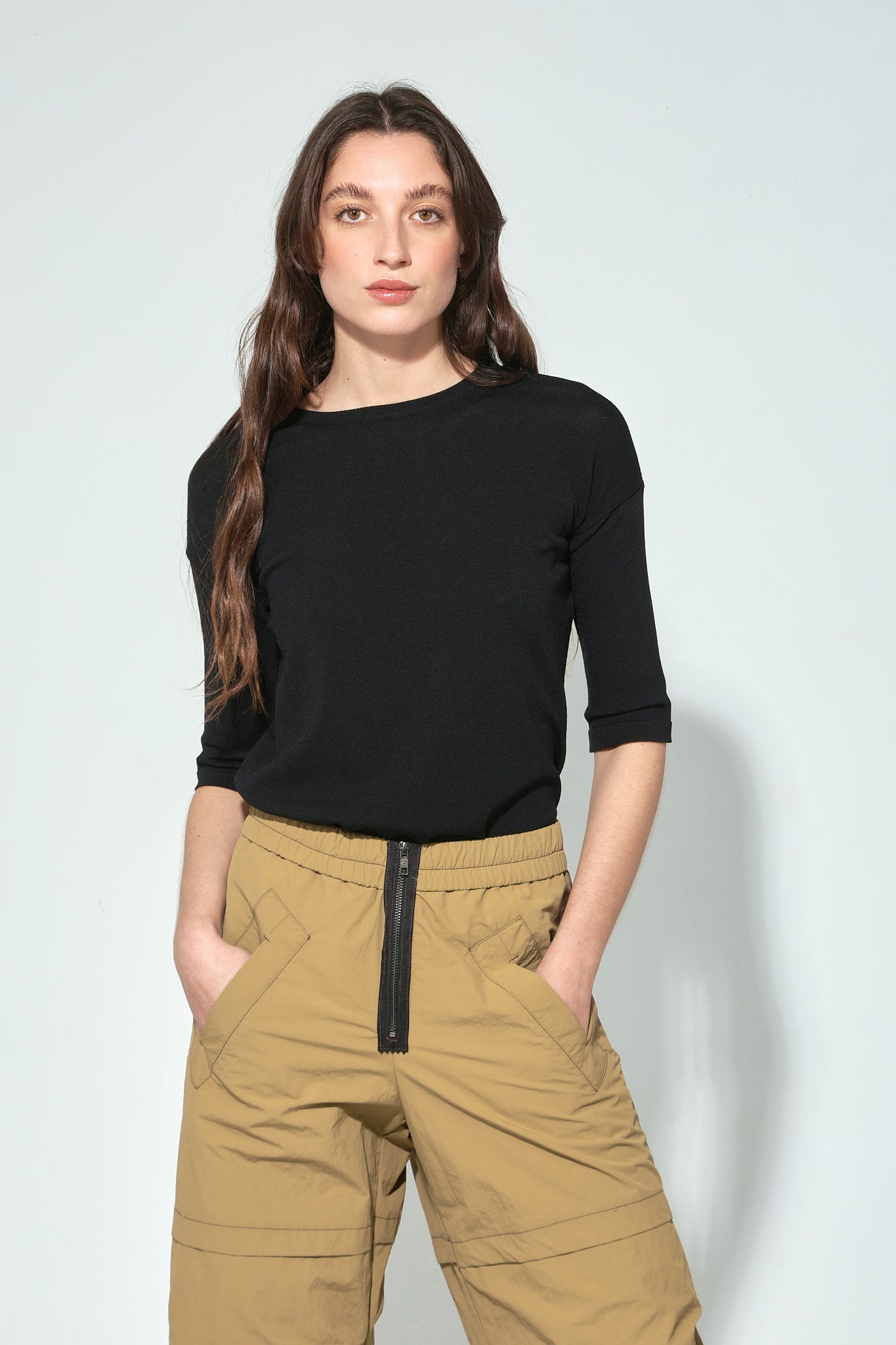 MICAELA THREE-QUARTER SLEEVE JERSEY BLACK