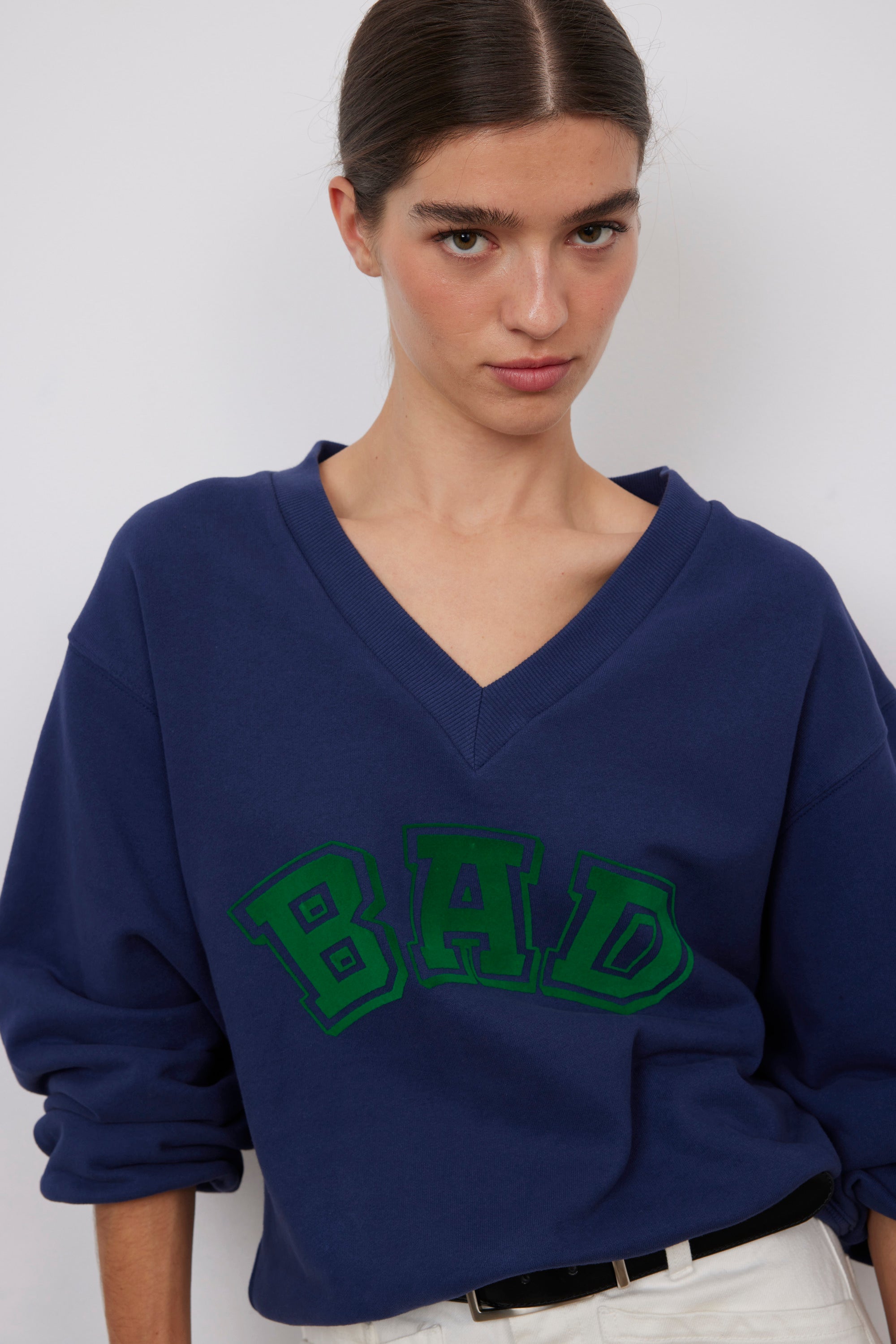 SIENNA NAVY SWEATSHIRT