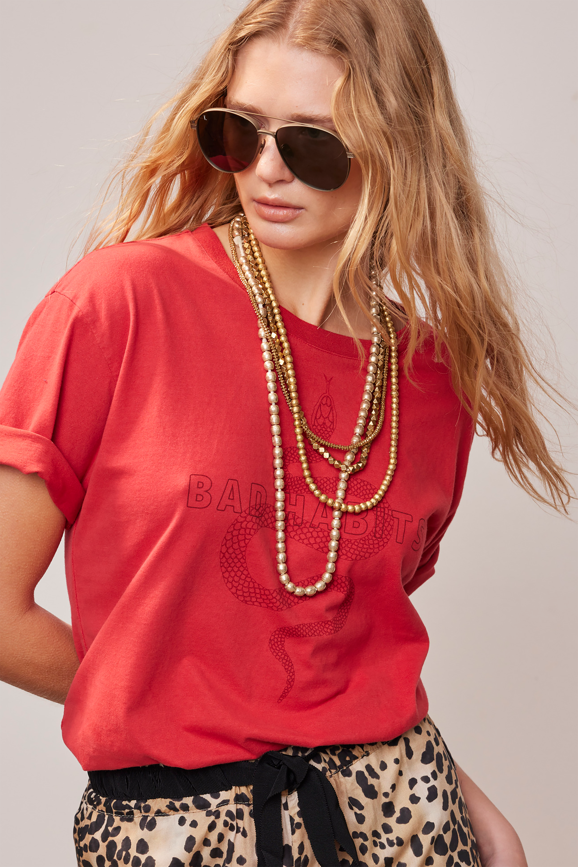 GOLDEN BOLD NECKLACE