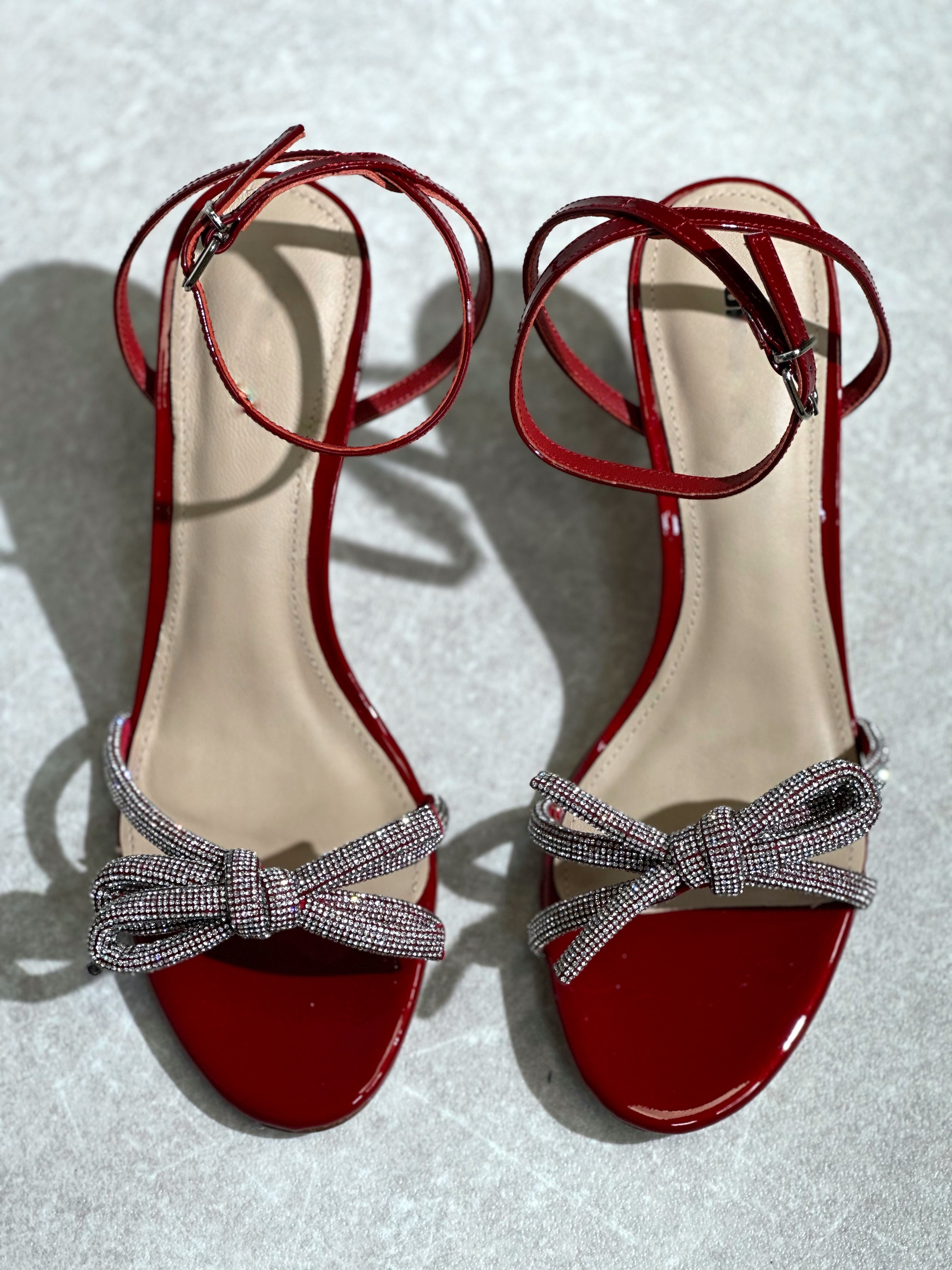 SANDALS GLOSS RED (HEELED)