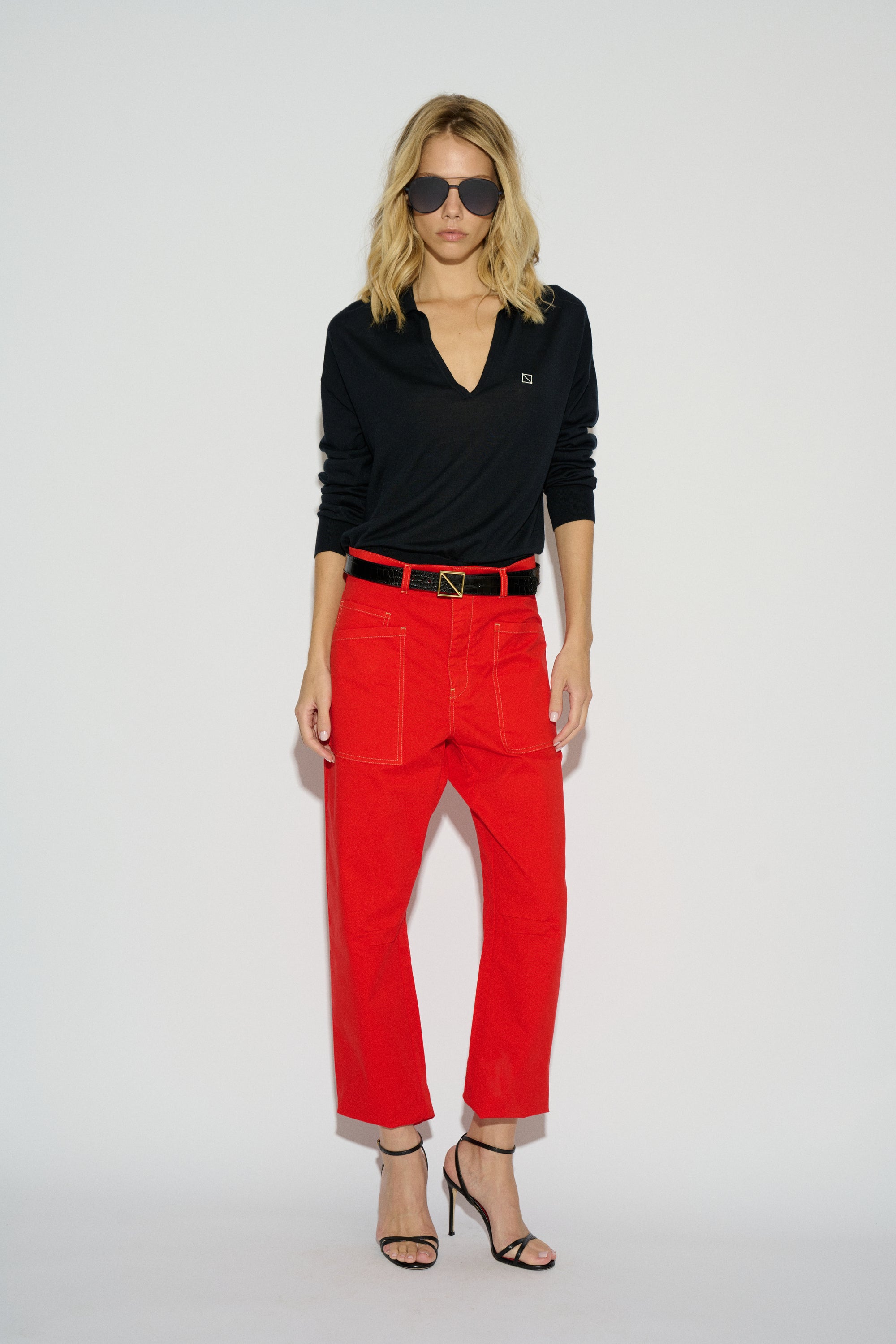 BRUNA BARREL MID-RISE RED TROUSERS