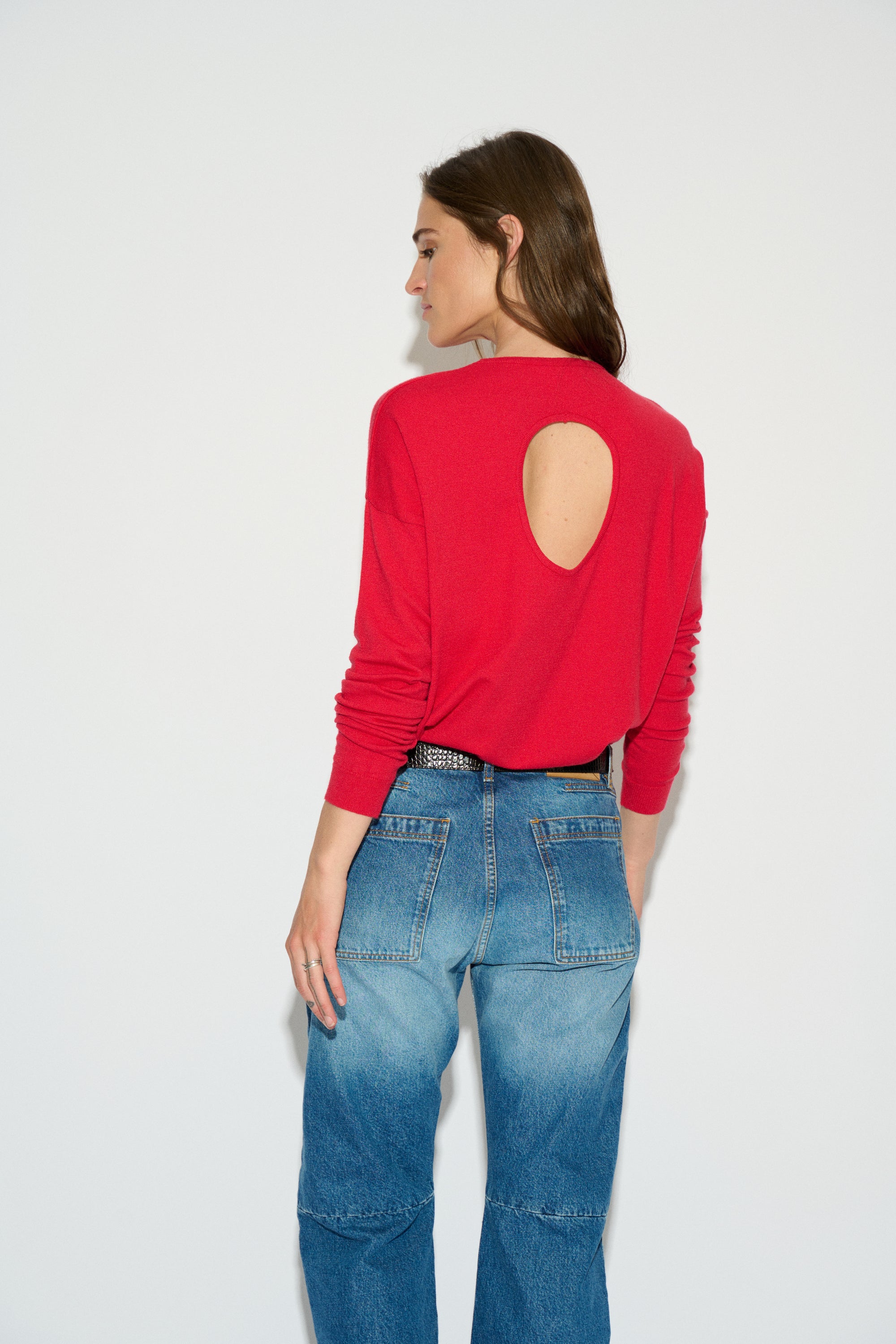 SIMONA RED ROUND NECK JERSEY