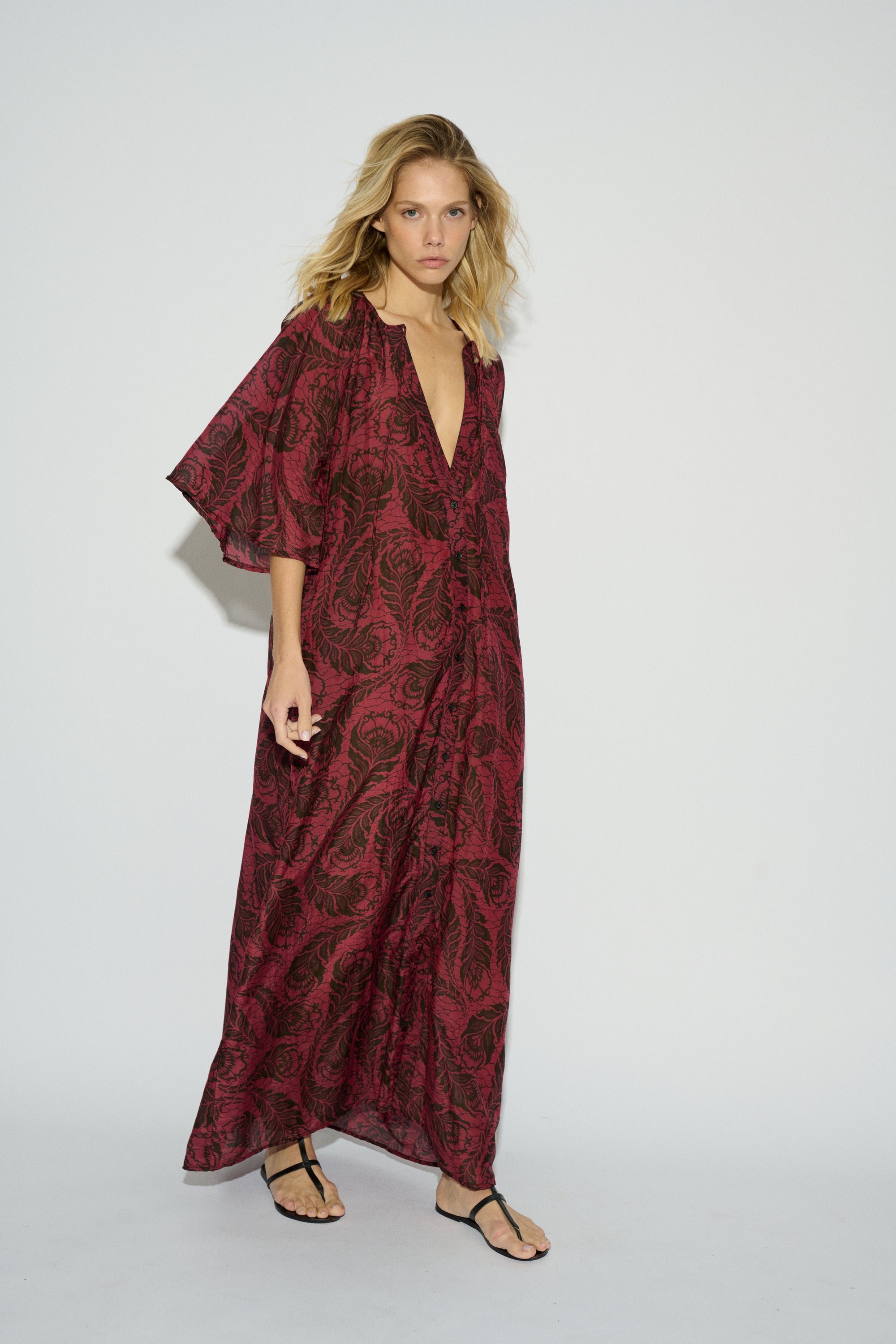 VESTIDO MARIONA OVERSIZE LARGO ESTAMPADO BURDEOS