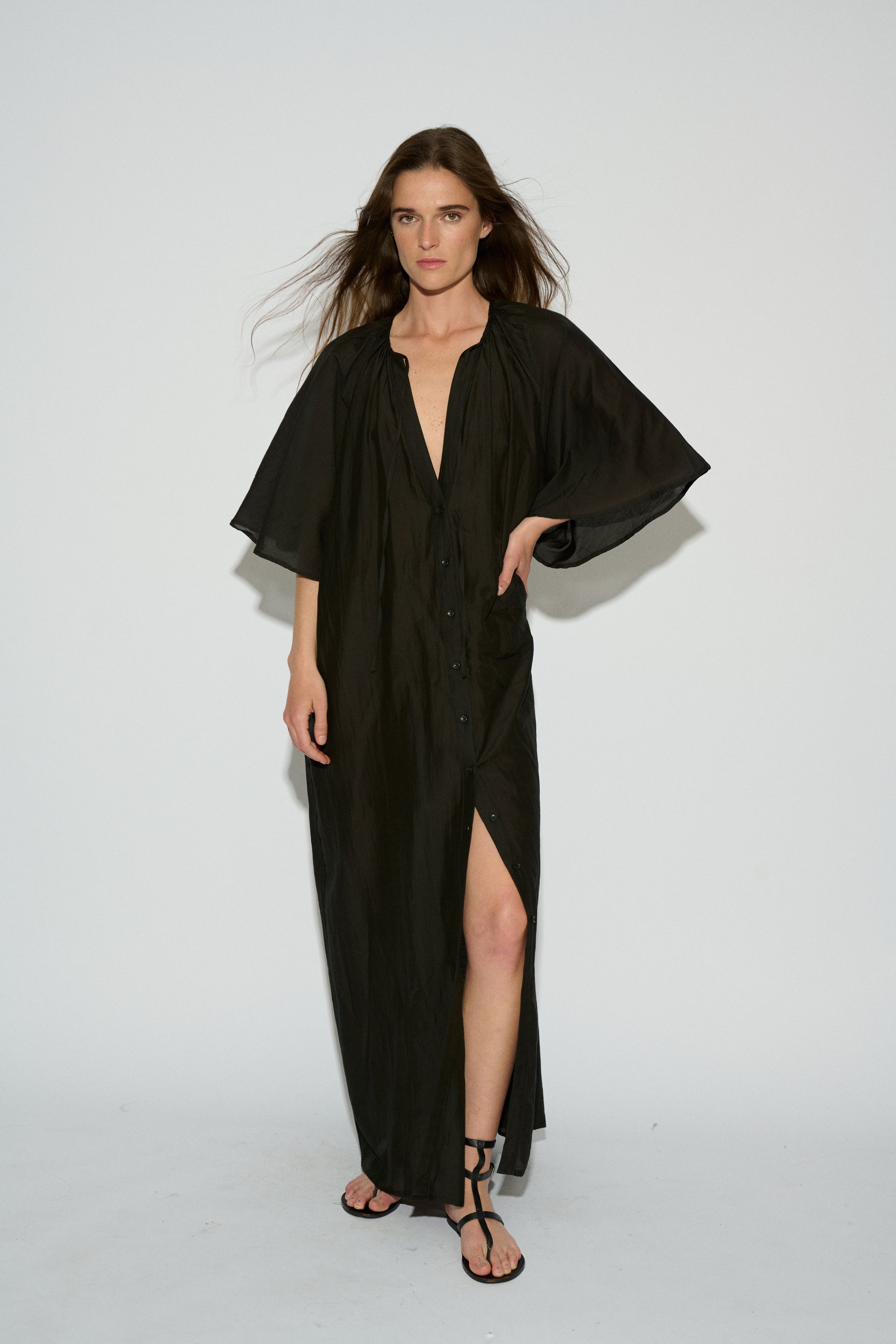 VESTIDO MARIONA OVERSIZE LARGO NEGRO