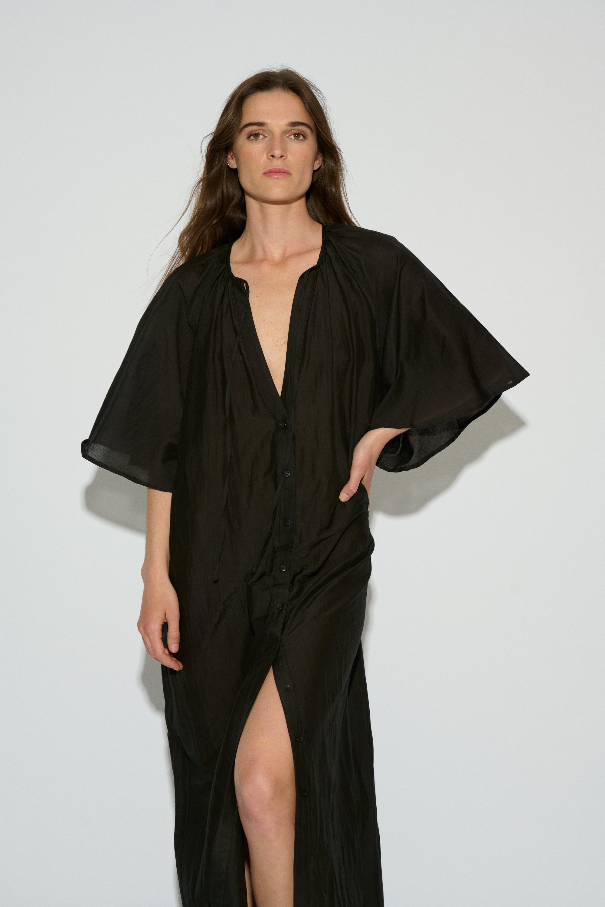 VESTIDO MARIONA OVERSIZE LARGO NEGRO