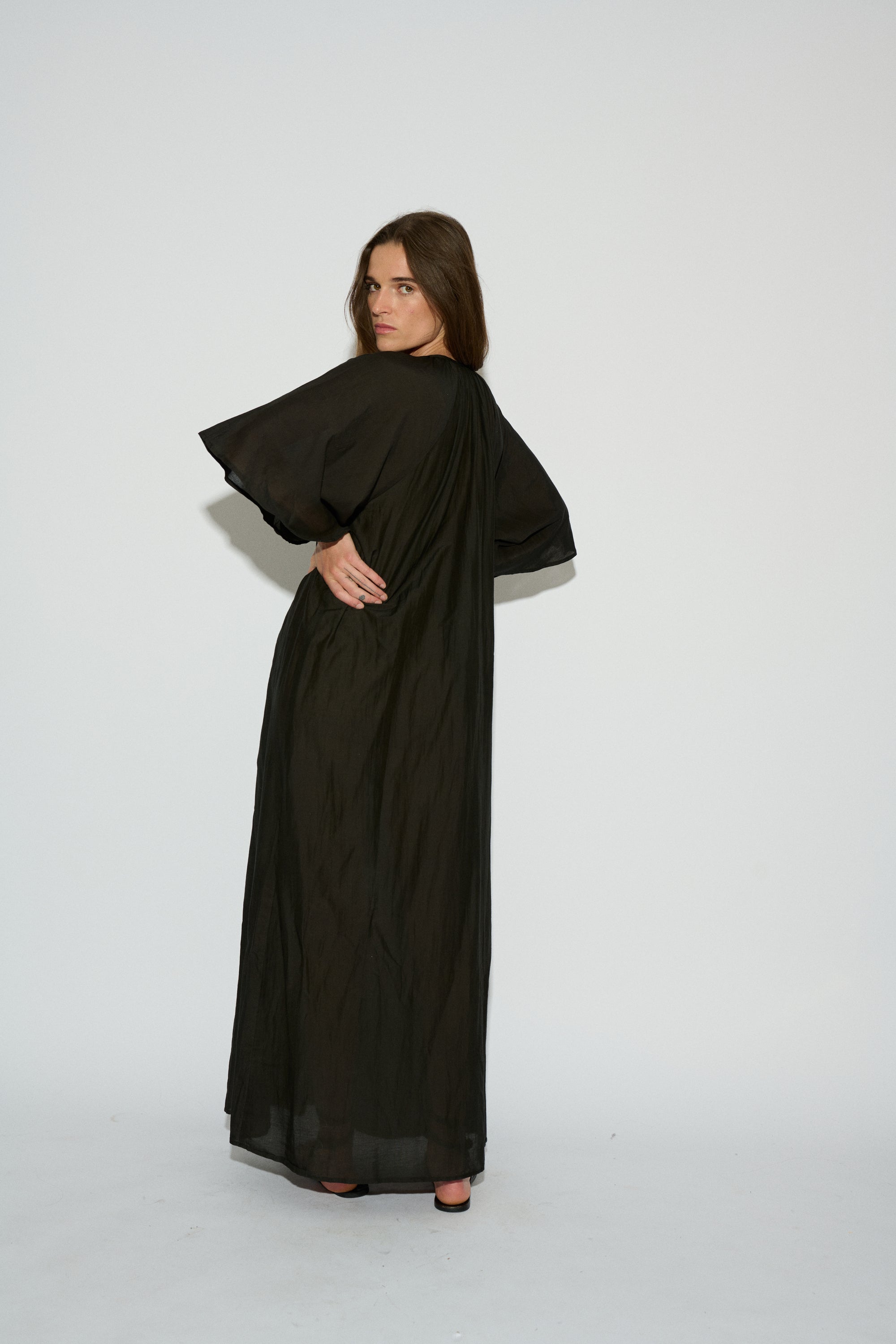 VESTIDO MARIONA OVERSIZE LARGO NEGRO