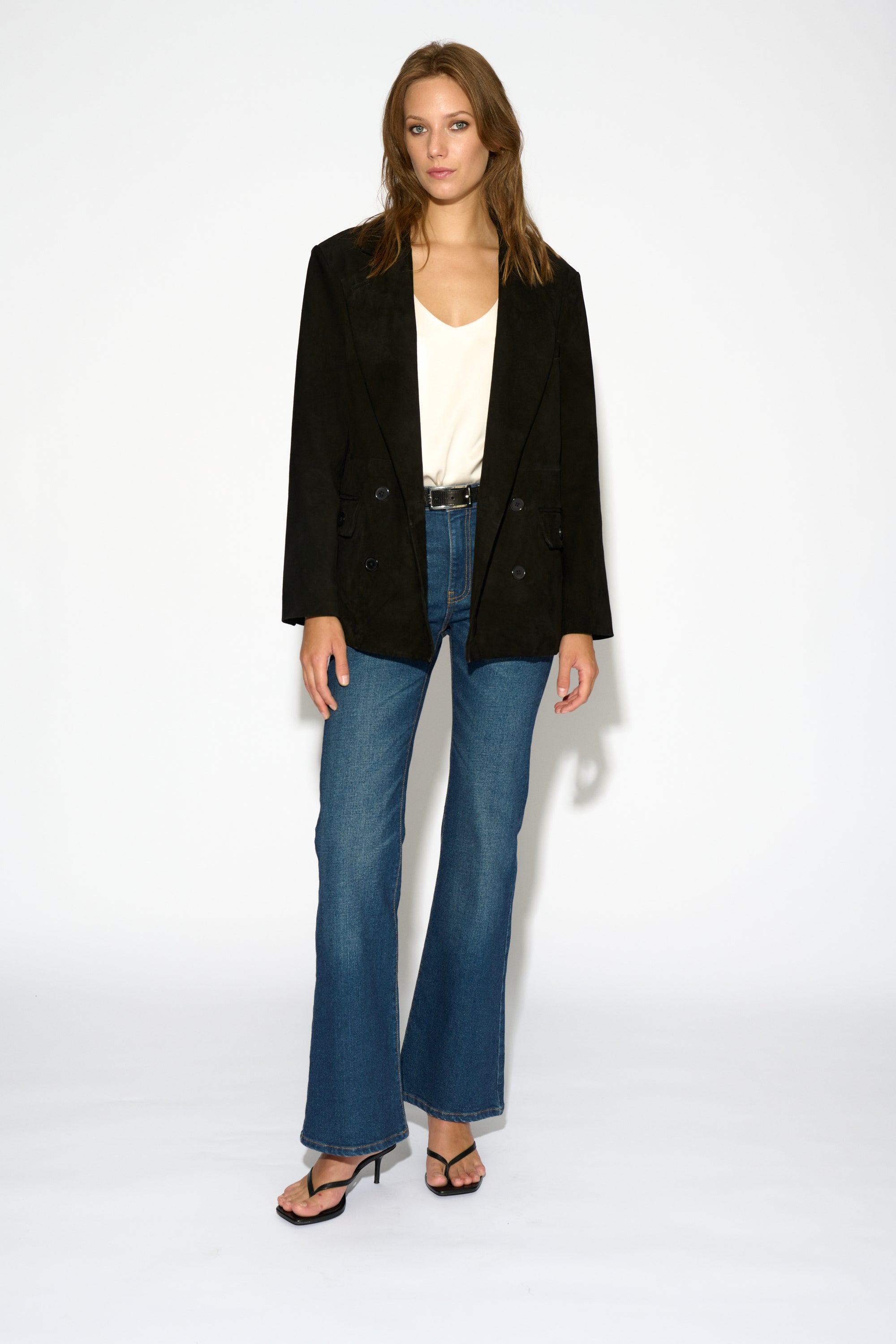 BLAZER ADA ANTE NEGRO