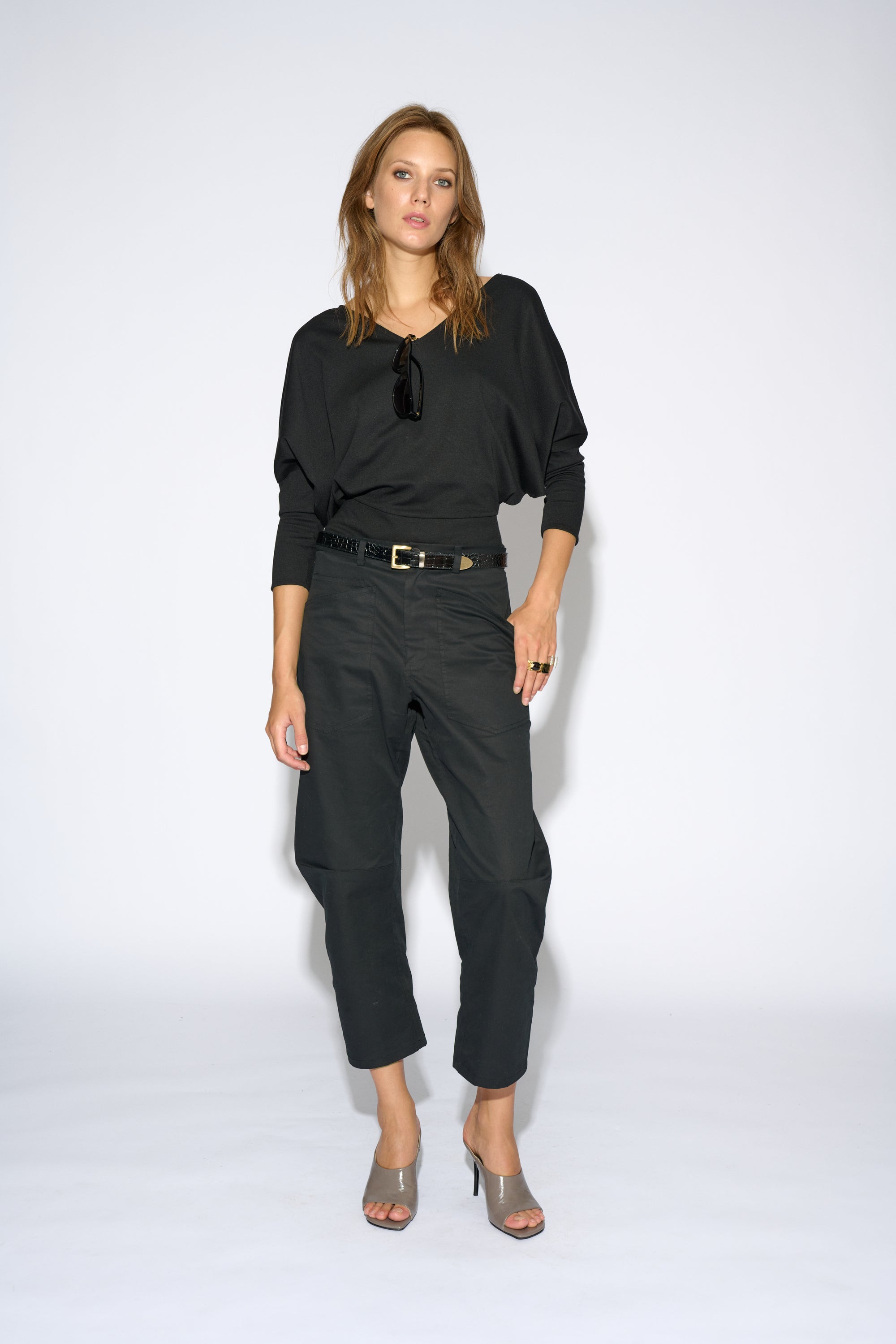 BRUNA BARREL TROUSERS BLACK