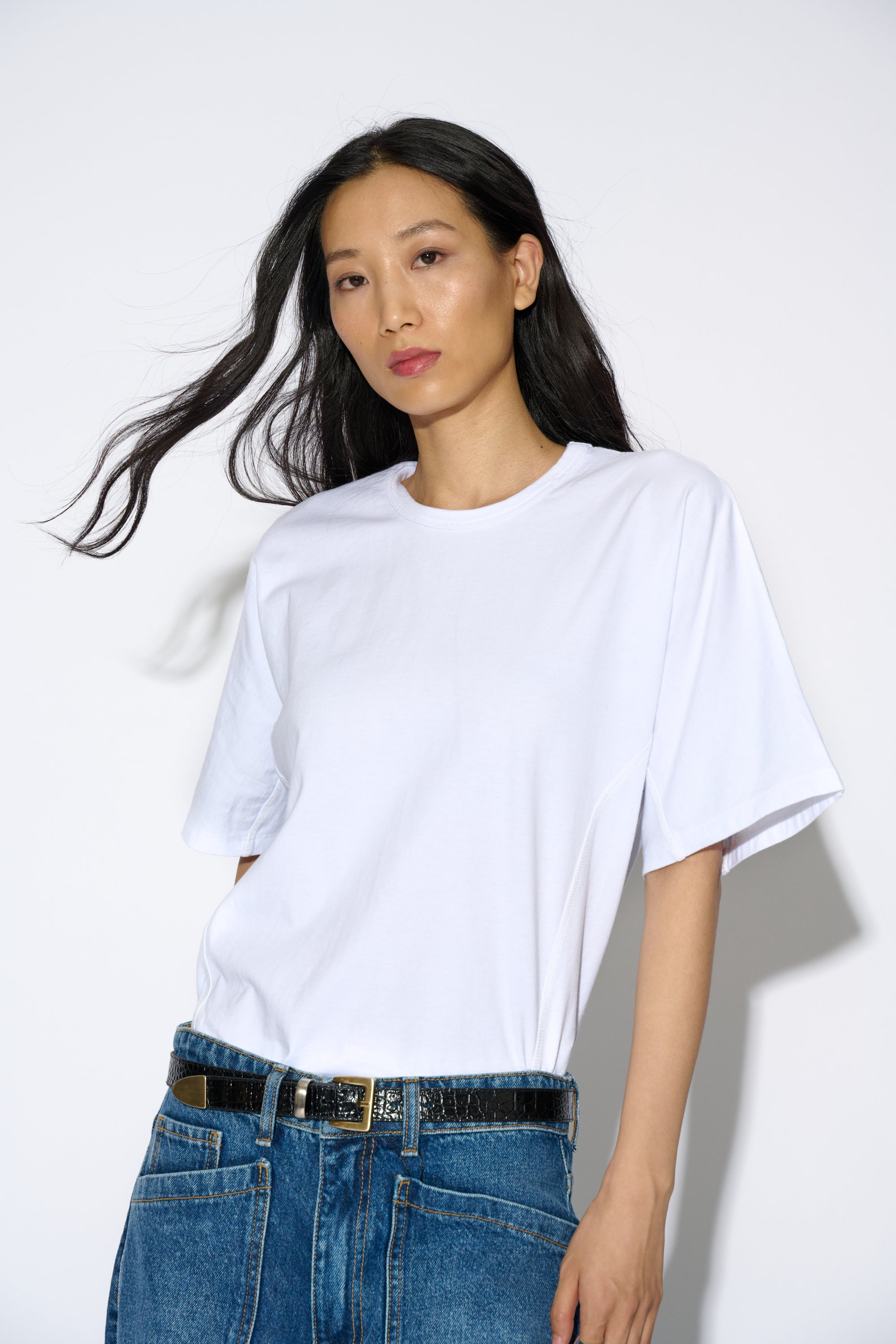 DELIA WHITE T-SHIRT