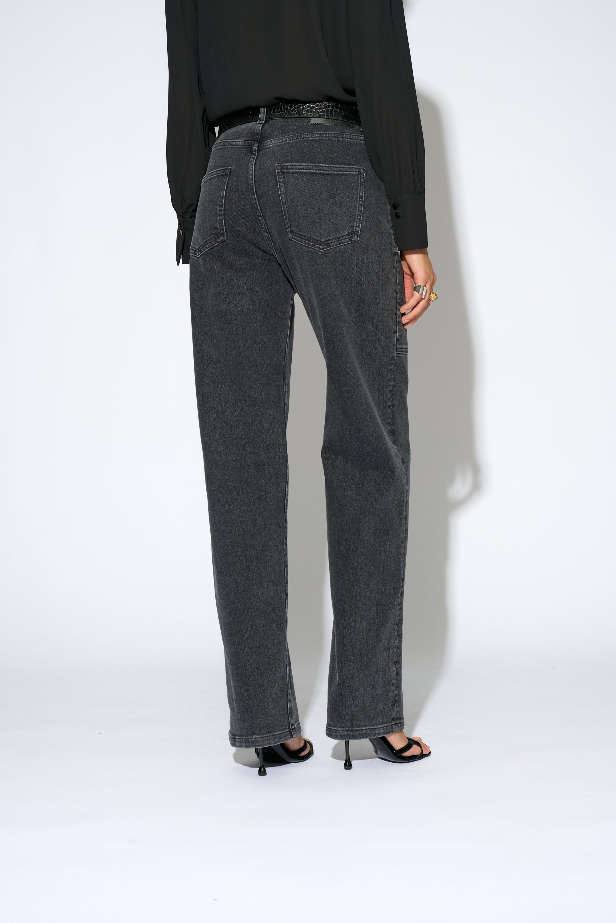 ESTER POCKETS JEANS GRAY