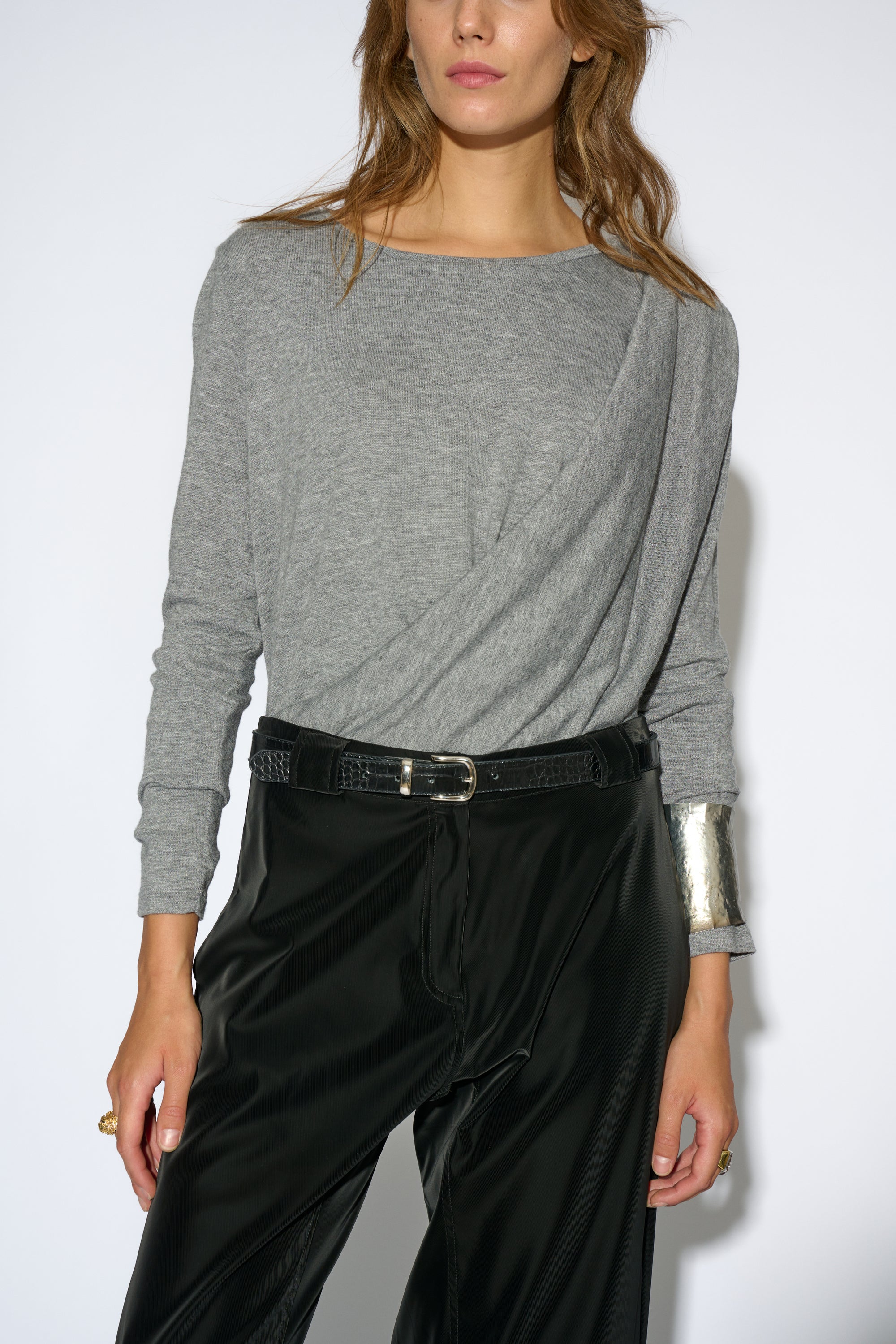 GRAY DRAPED DUNA TOP