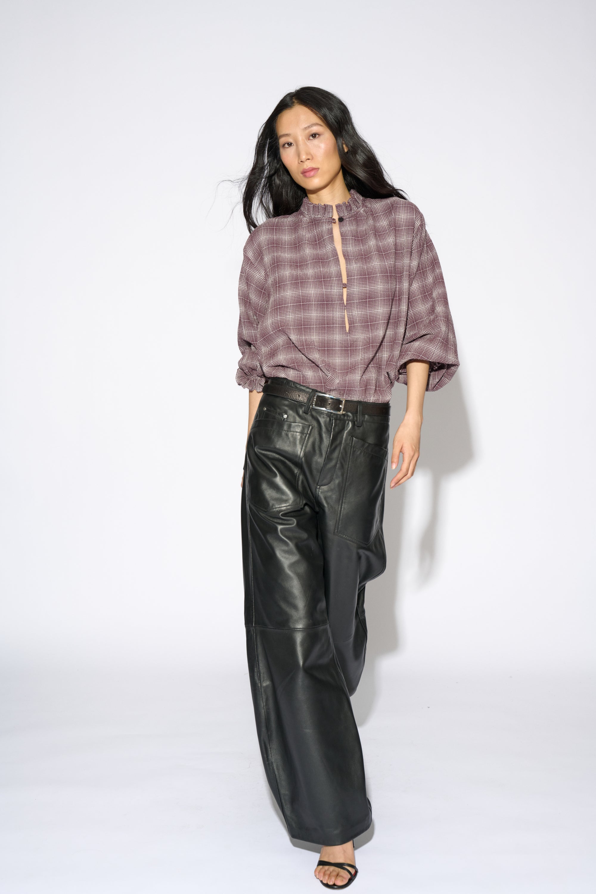 PANTALÓN KENDRA PIEL NEGRO