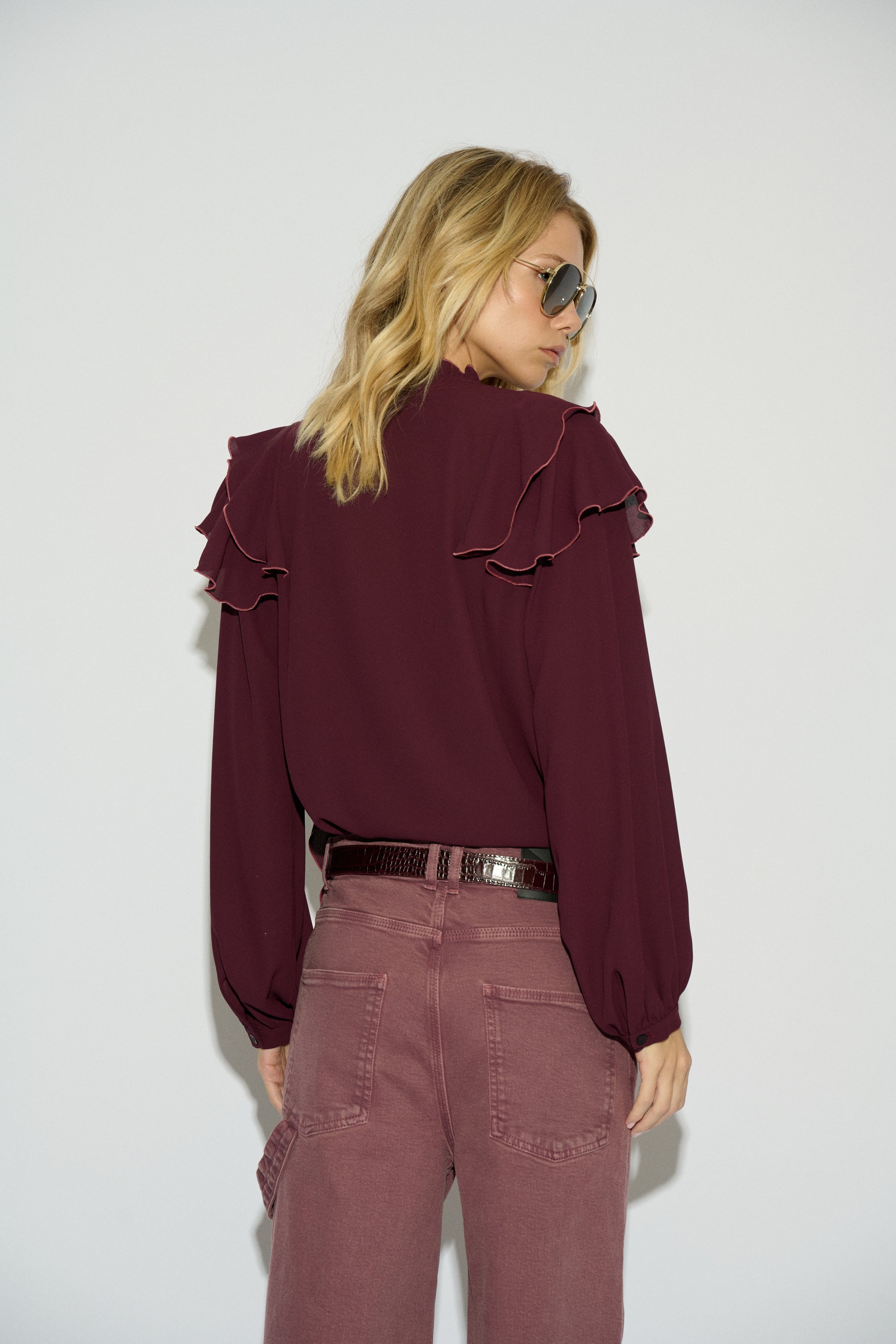 VALENTINA BLOUSE CREPE BURGUNDY RUFFLES