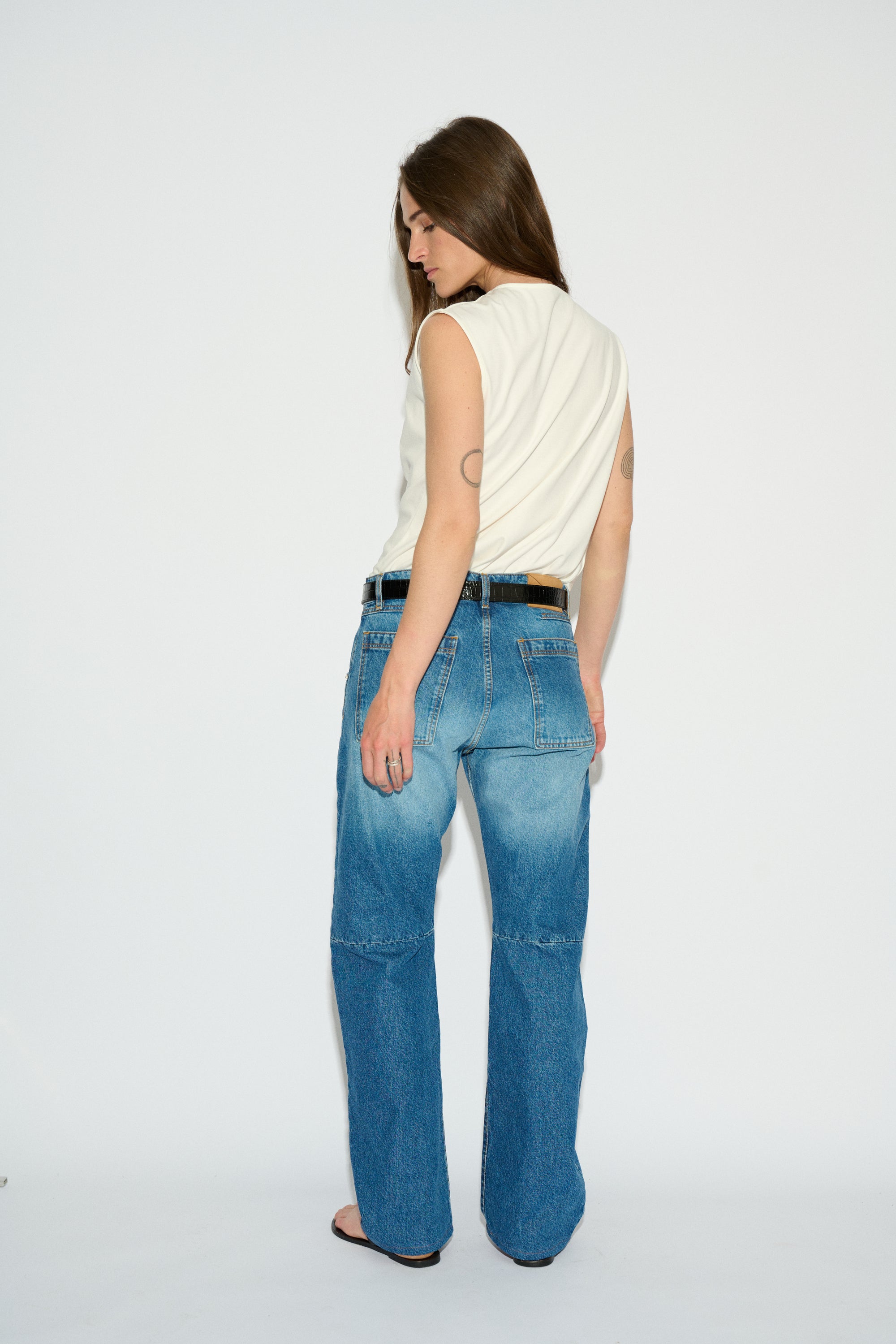 CALIMA SLEEVELESS WHITE T-SHIRT