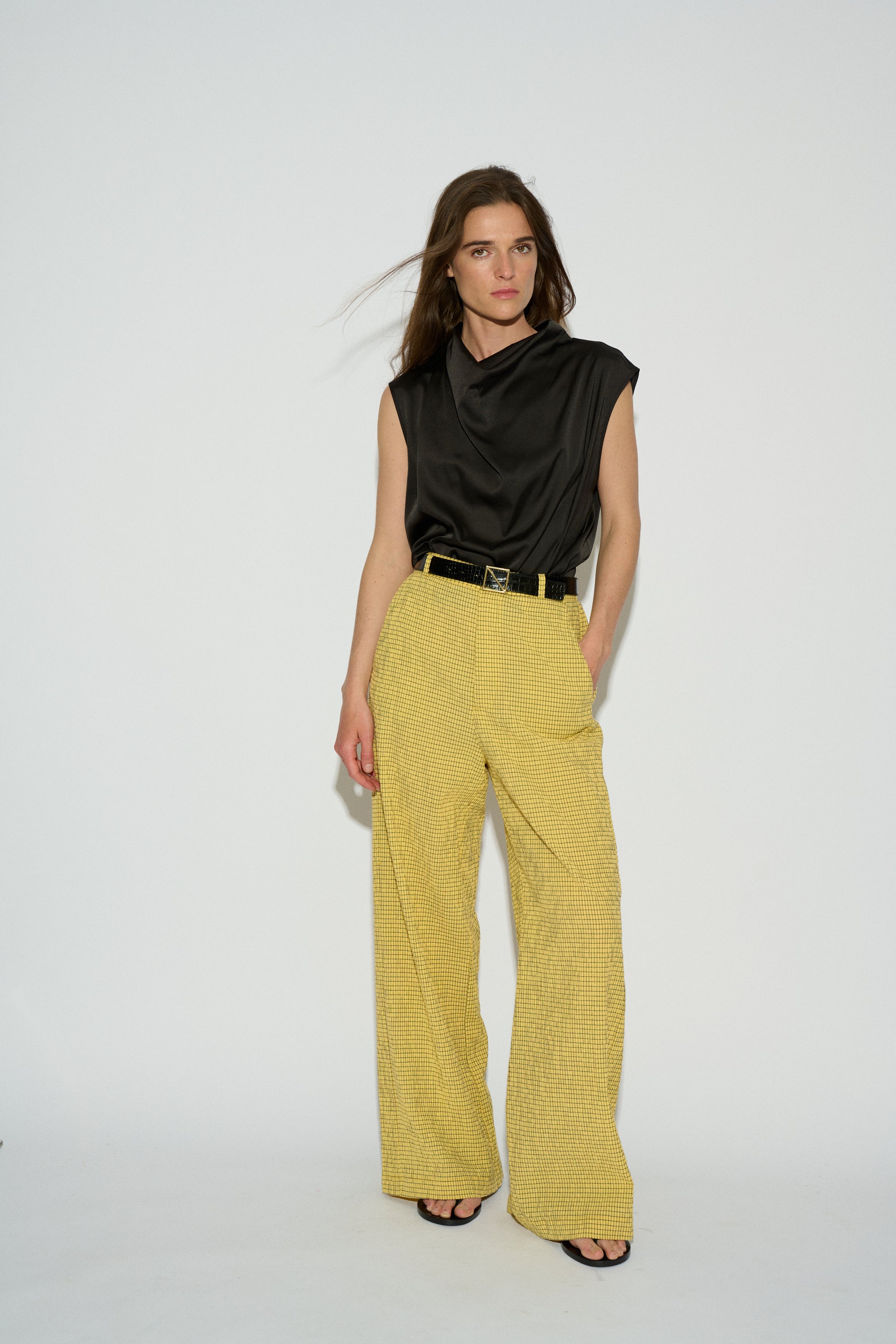 ALMU STRAIGHT YELLOW TROUSERS
