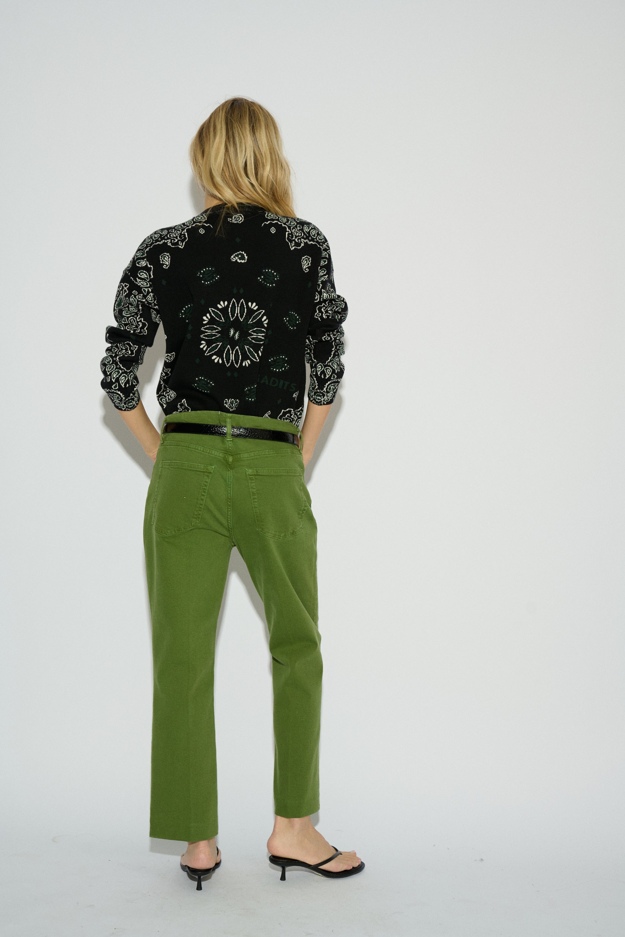 JEANS KIRA BOOTCUT TIRO MEDIO VERDE