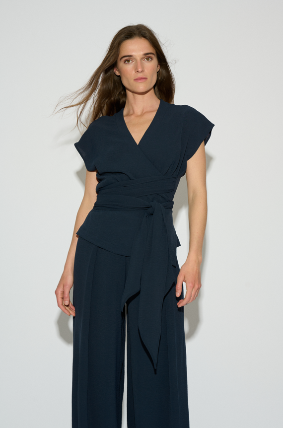 BLUSA BRUNA CRUZADA LAZADA NAVY