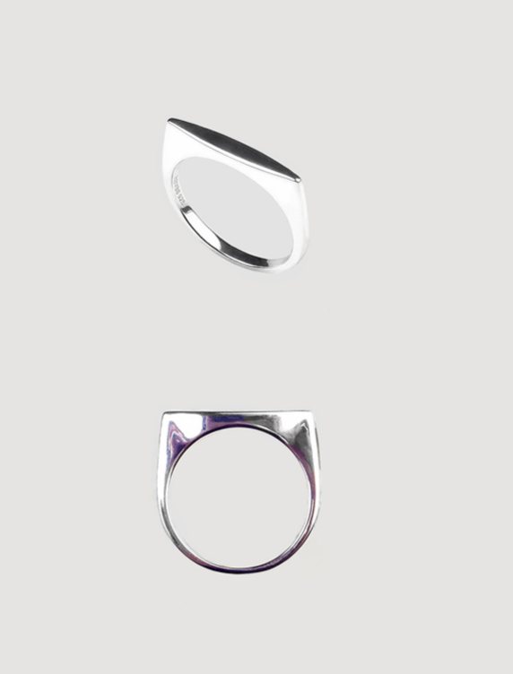 Slim signet ring silver