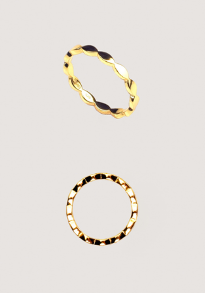 Signature marquise ring gold