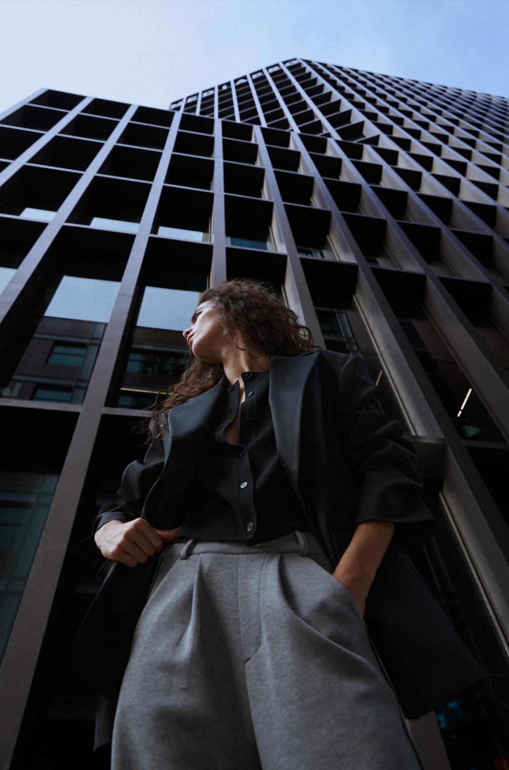 CANDELA BLACK BLAZER