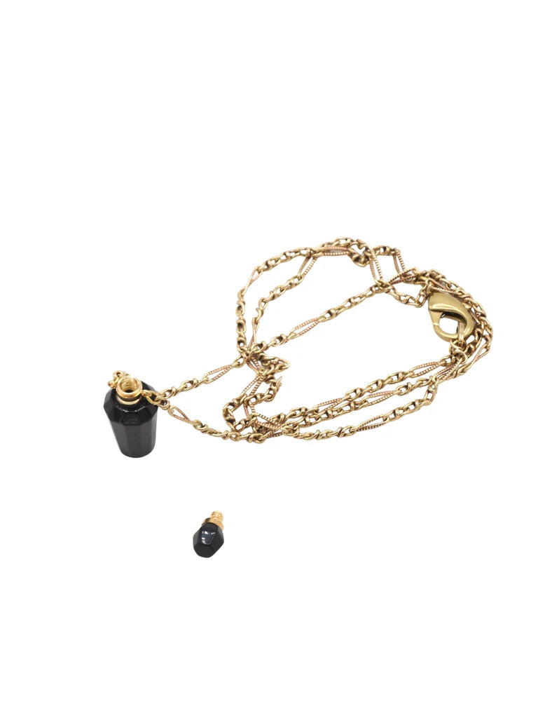 Black Necklace Potion