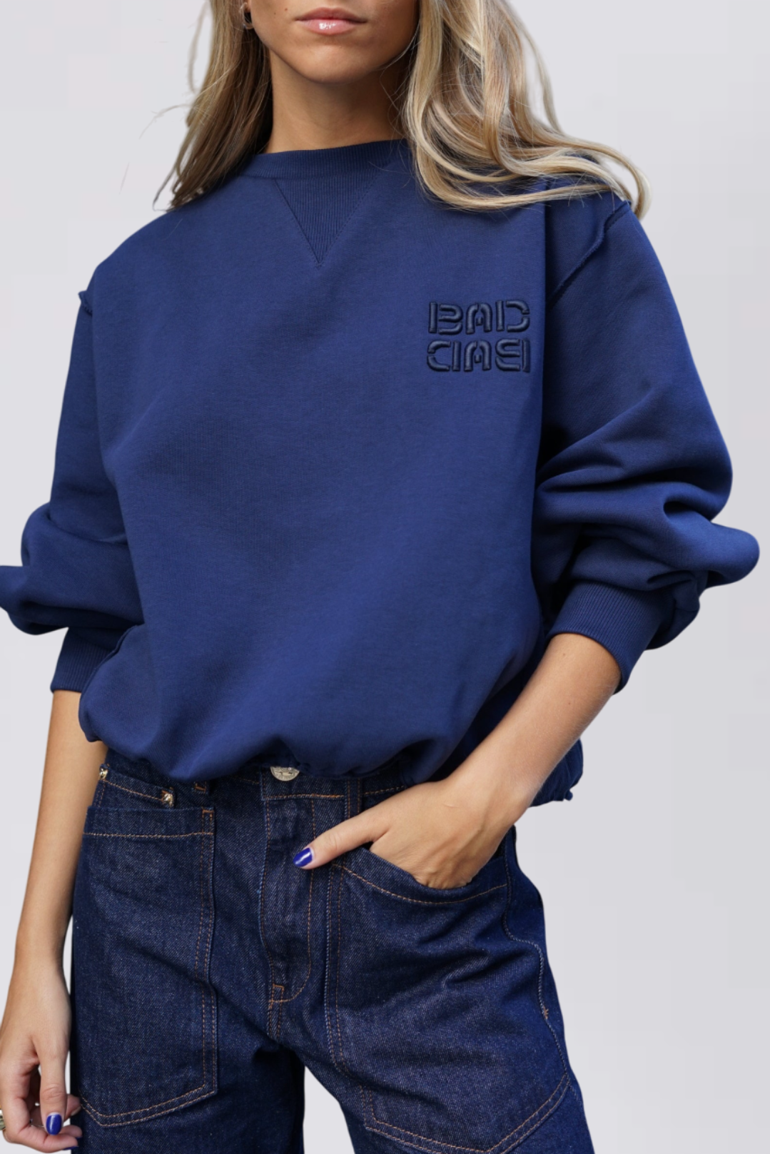ELSA NAVY SWEATSHIRT