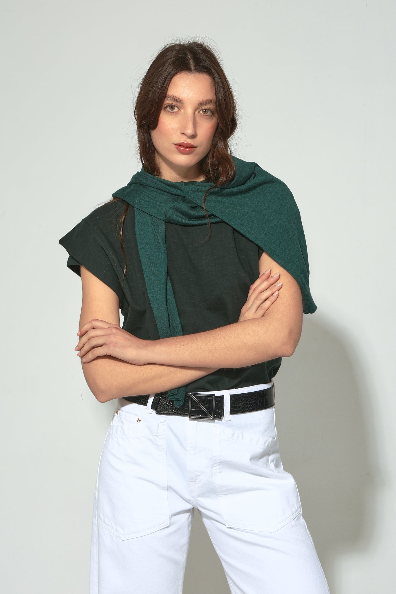 CAMISETA MANILA MANGA CORTA VERDE OSCURO