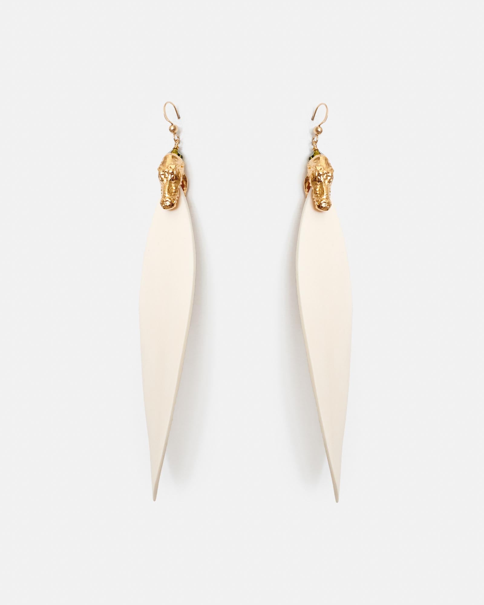 FLORENCE WHITE EARRING (WOOD)
