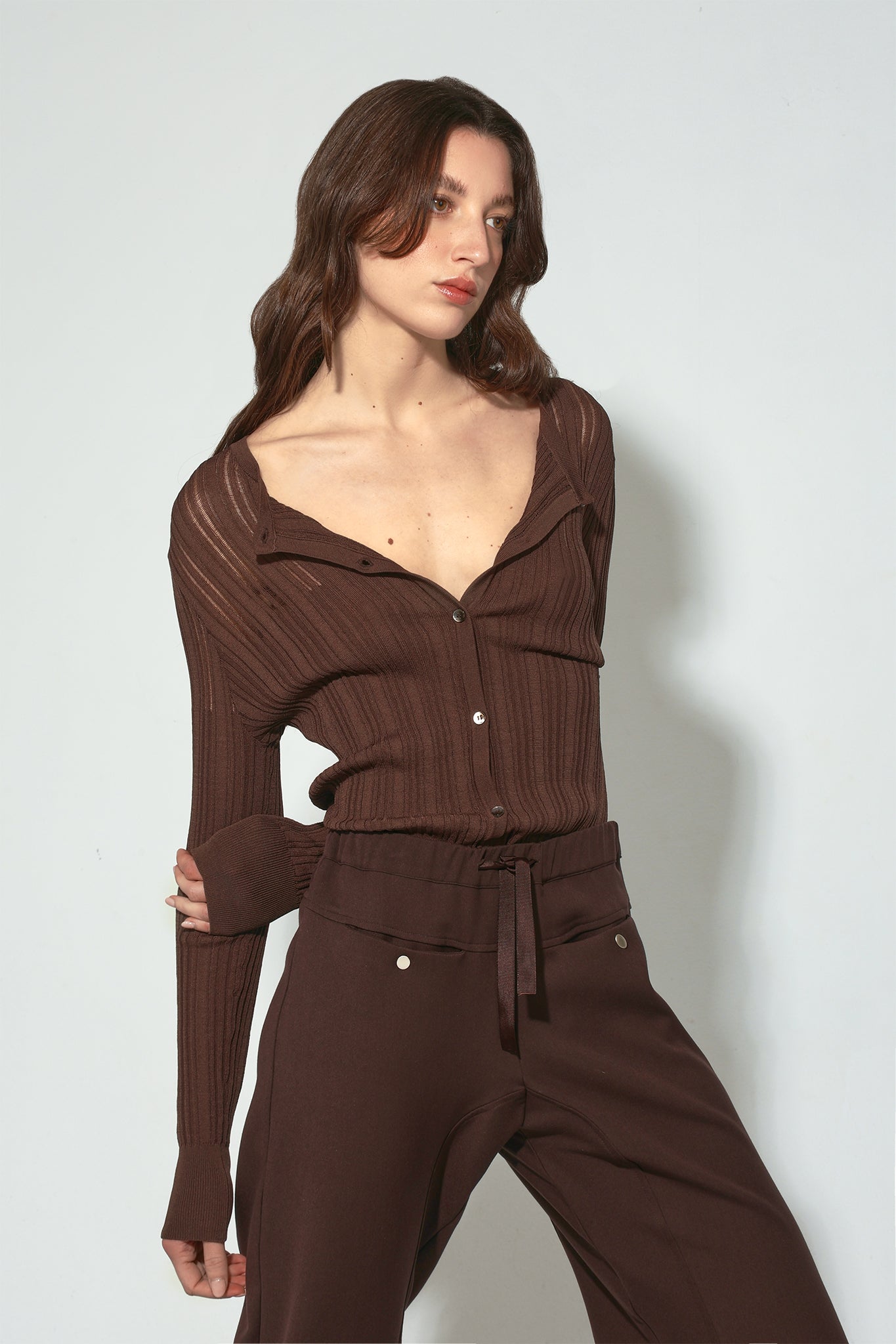 CARDIGAN BEL CUELLO REDONDO MARRÓN