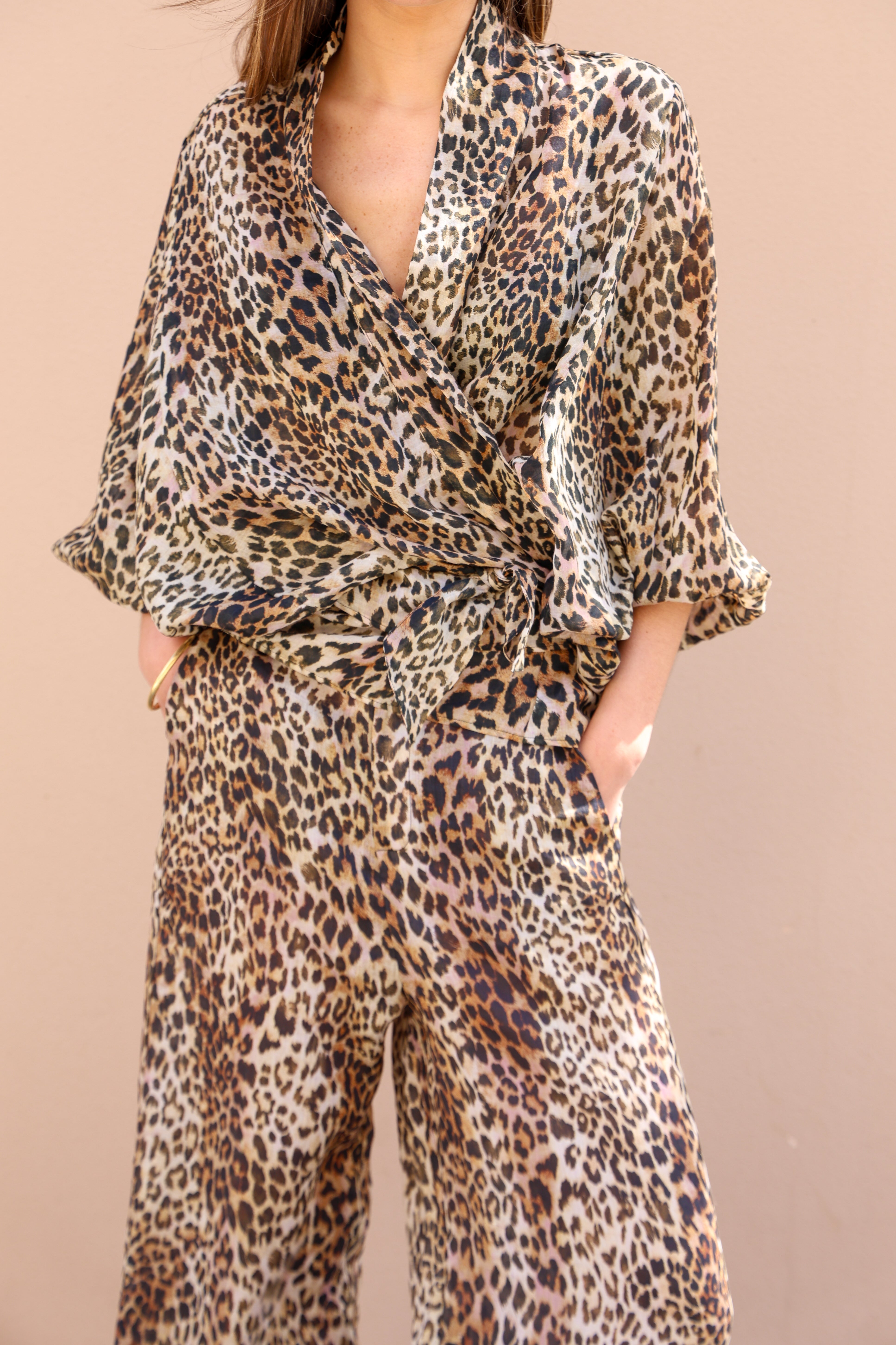 TOP CUARZO LEOPARDO MARRÓN