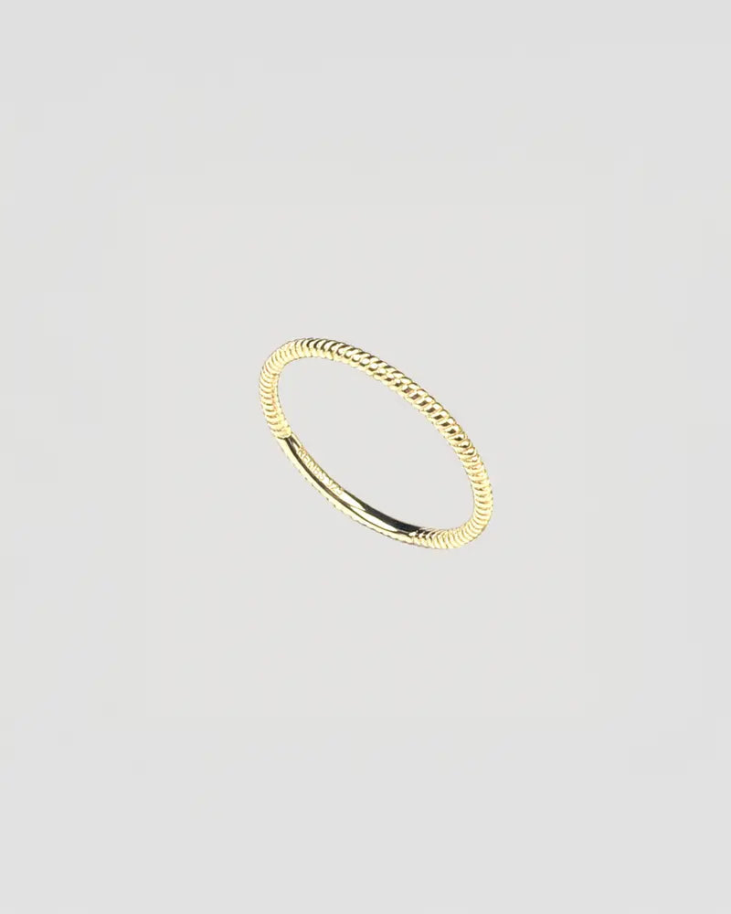 Round stacking ring gold