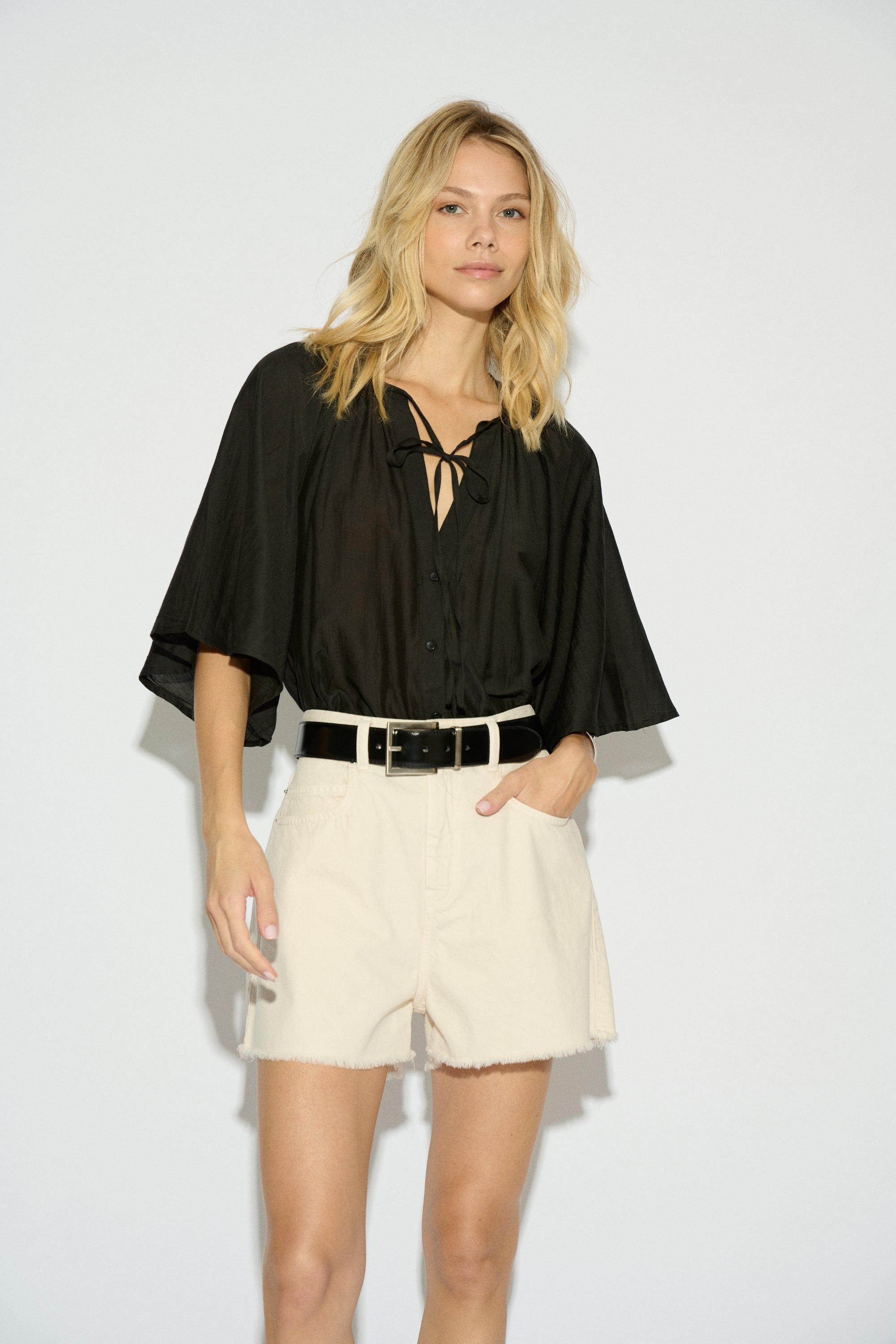 CASILDA OVERSIZE BLACK BLOUSE