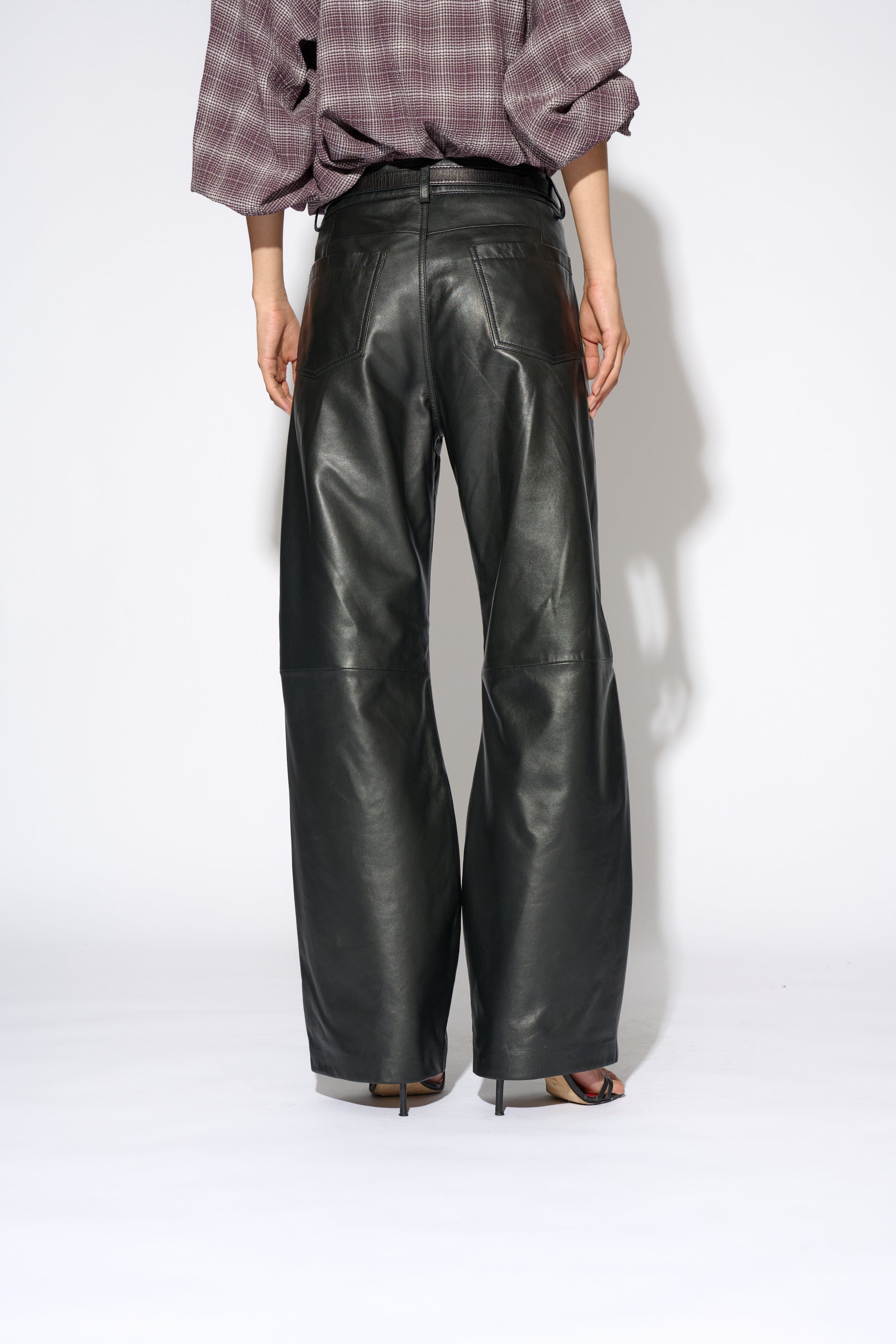 PANTALÓN KENDRA PIEL NEGRO