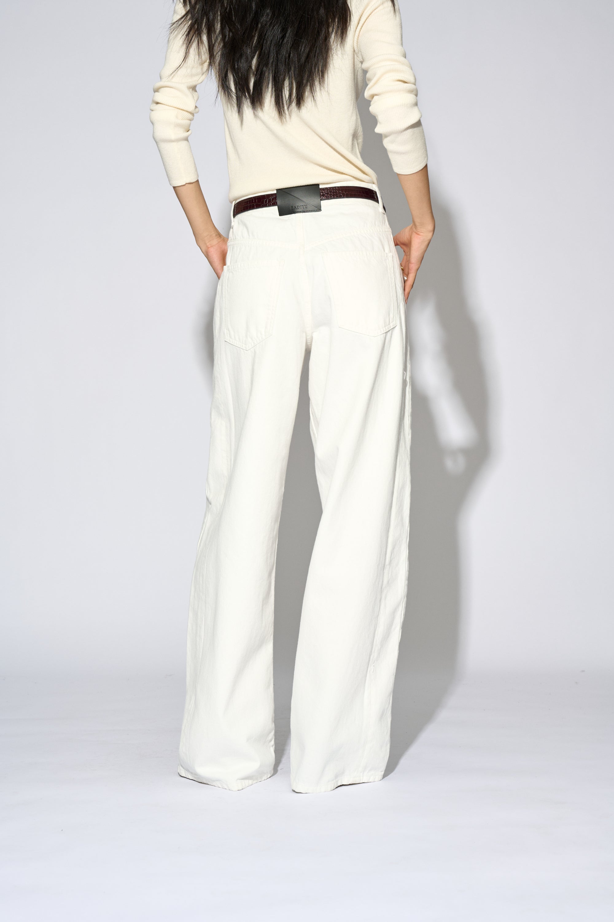 VICKY WHITE JEANS