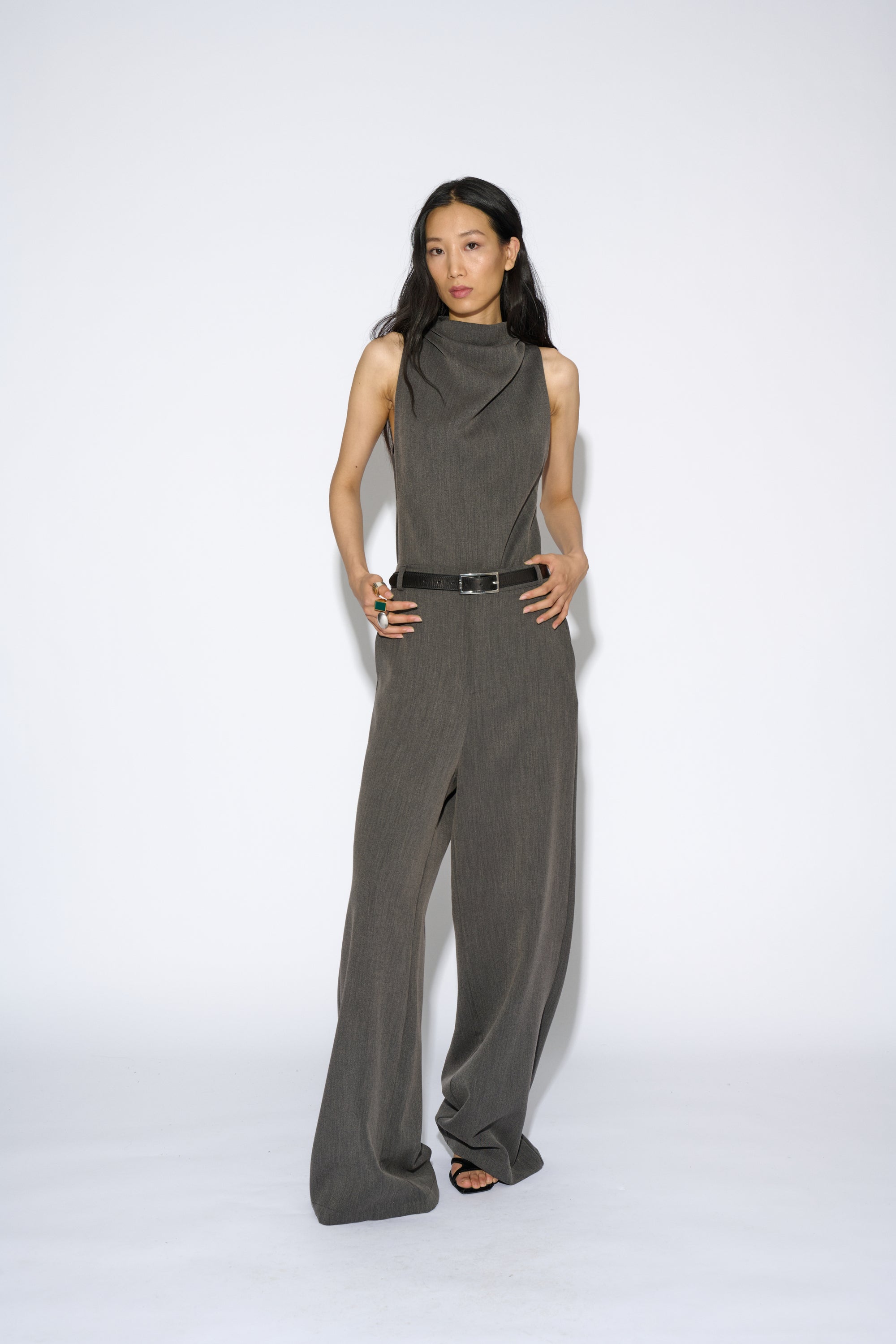 ALMU STRAIGHT GREY TROUSERS