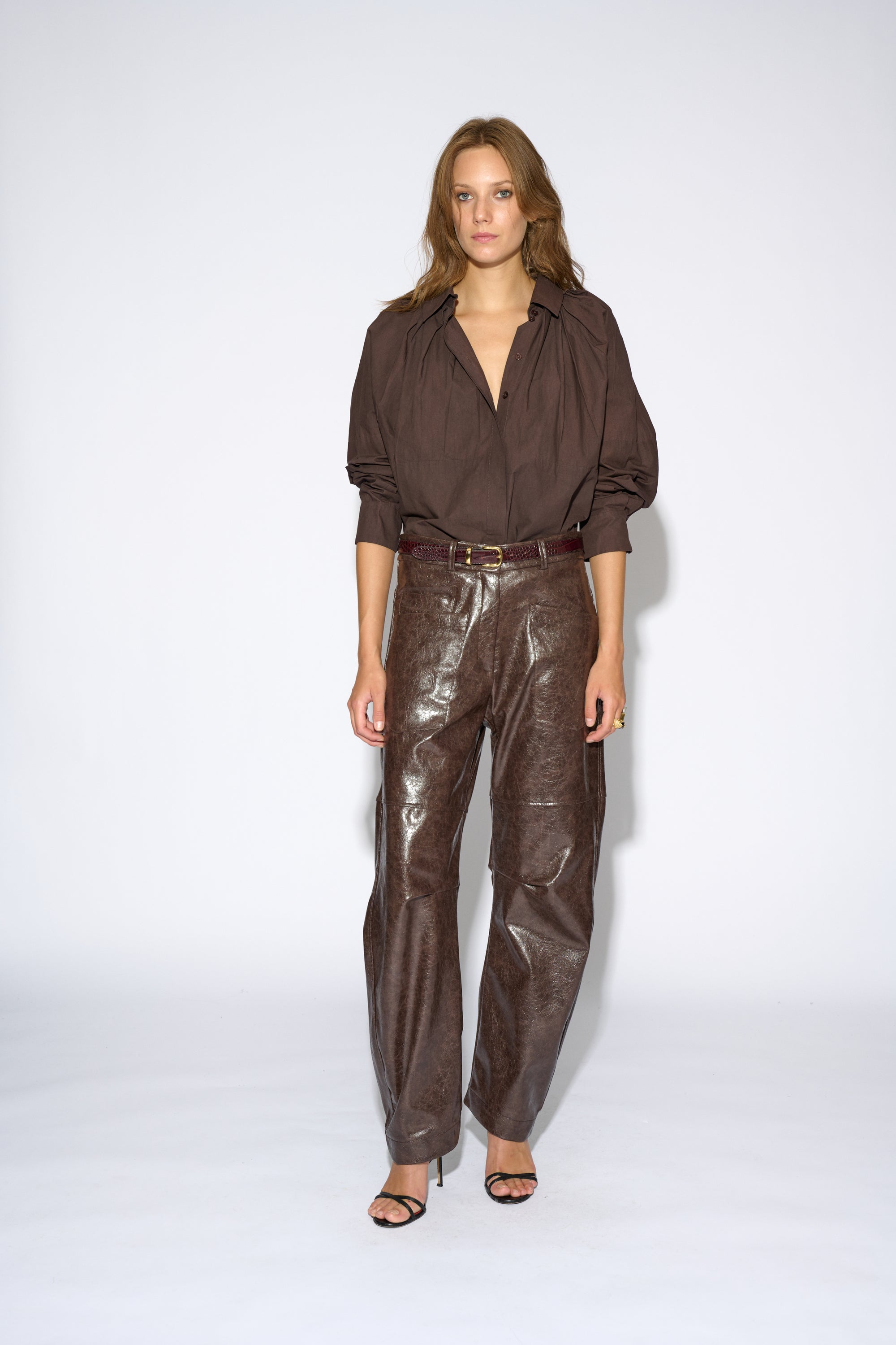 CAMISA ALMA OVERSIZE MARRÓN