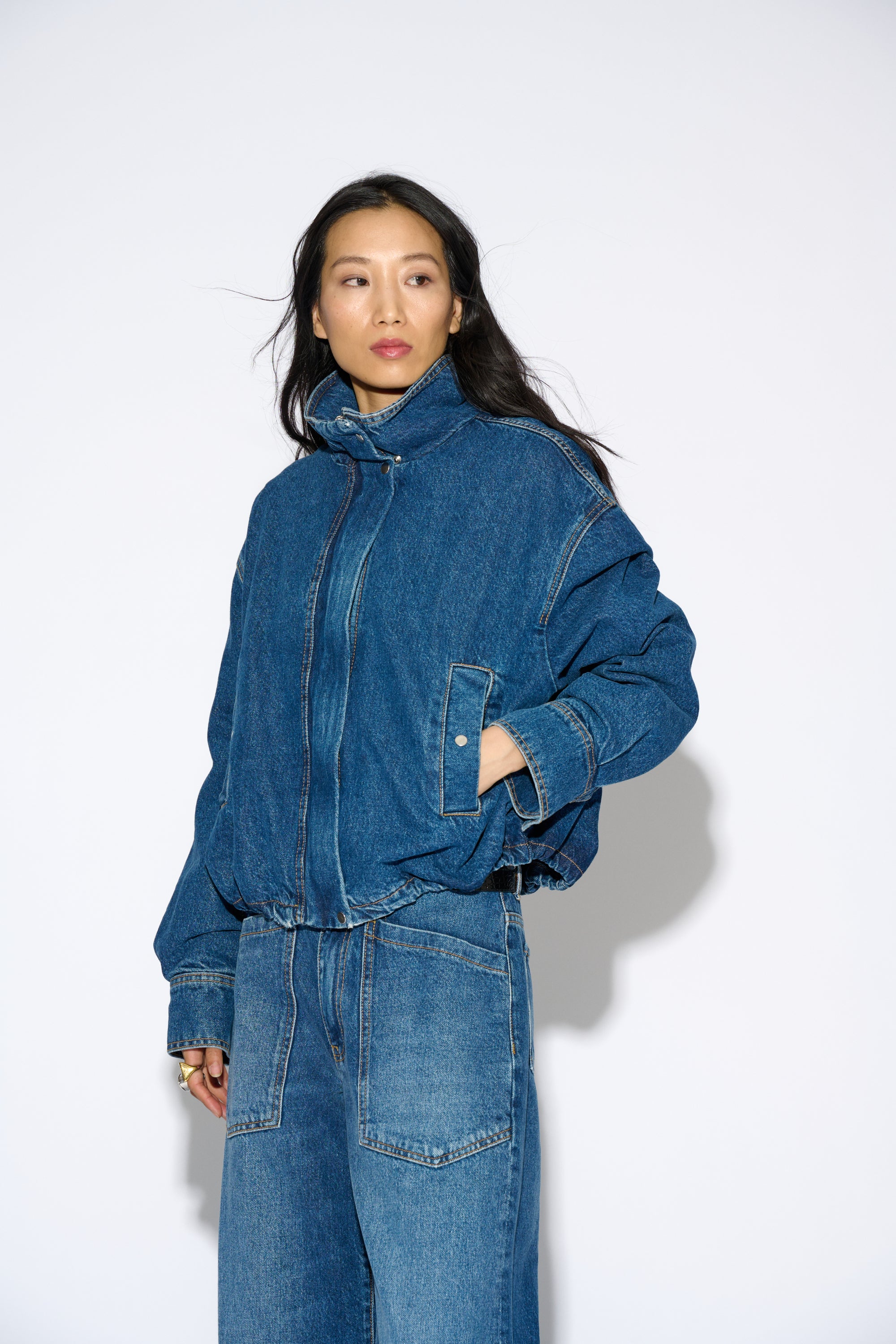 MARIOLA OVERSIZE DENIM BOMBER