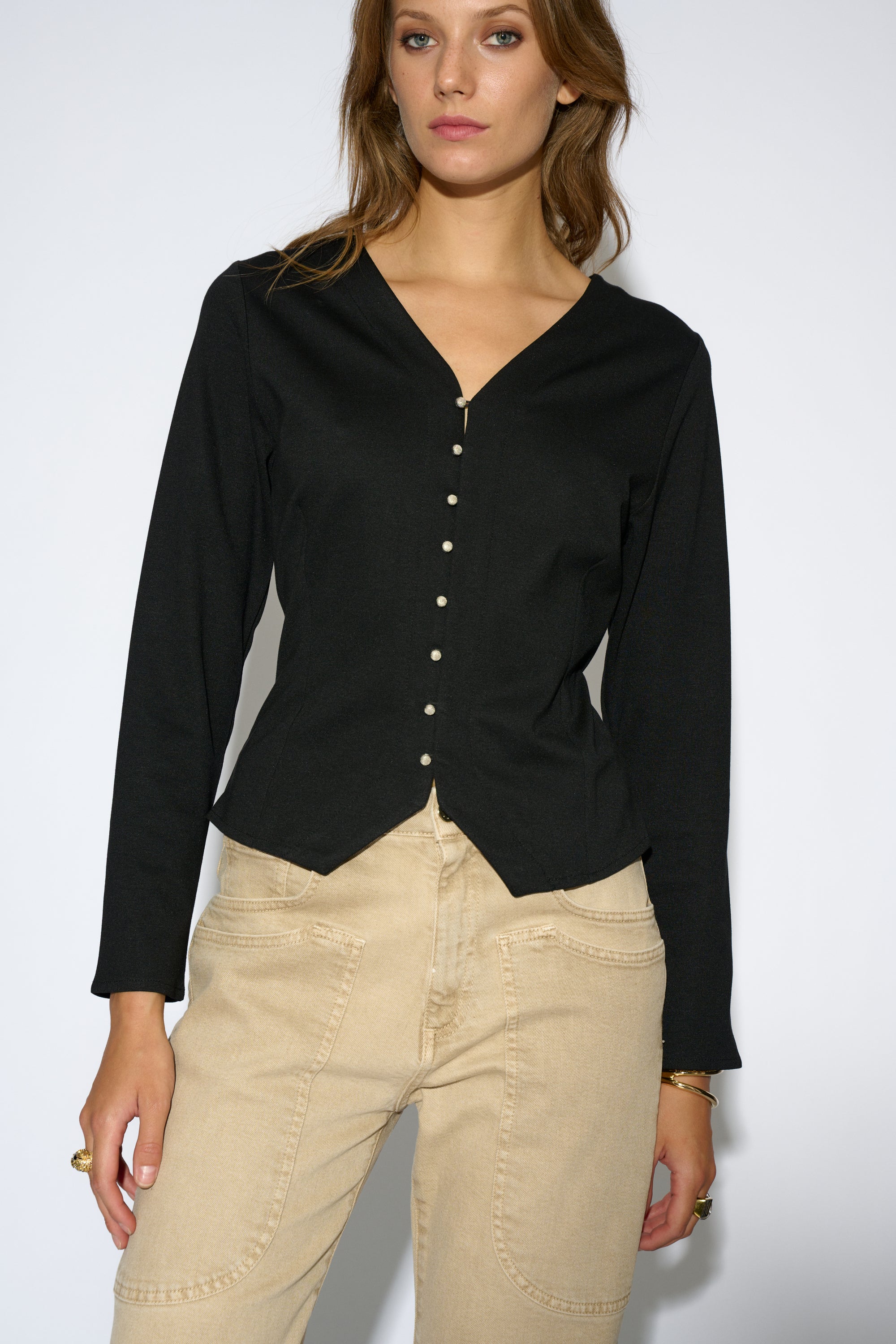 TOP CAMILLE ESCOTE PICO NEGRO