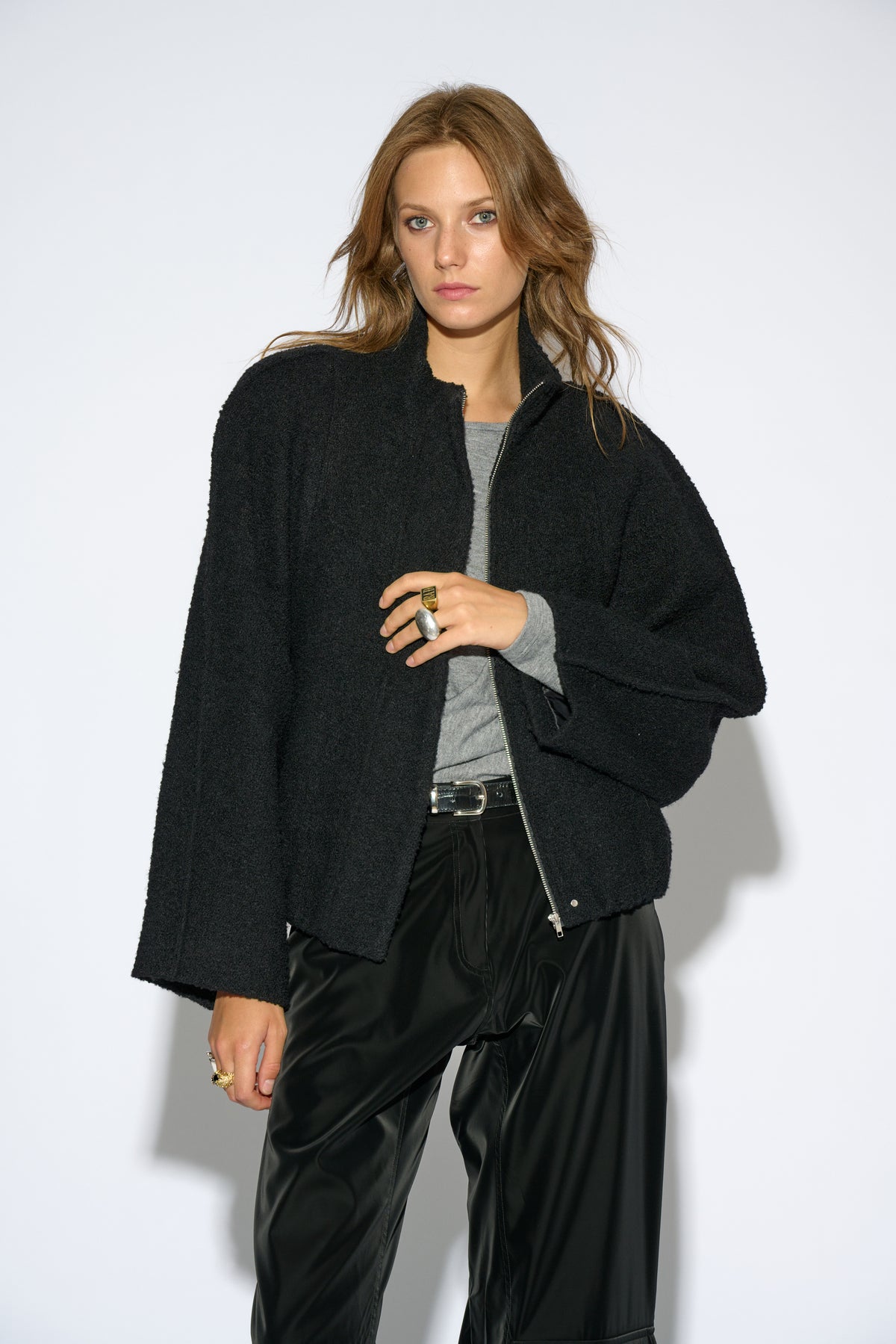 BOMBER COLORADO LANA NEGRA