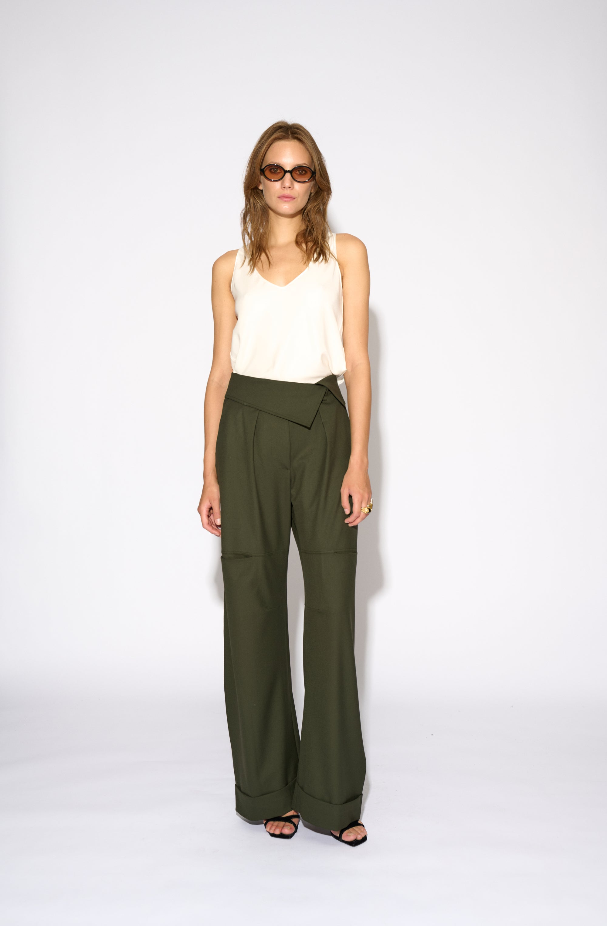 PANTALÓN CONSTANZA CINTURILLA KHAKI
