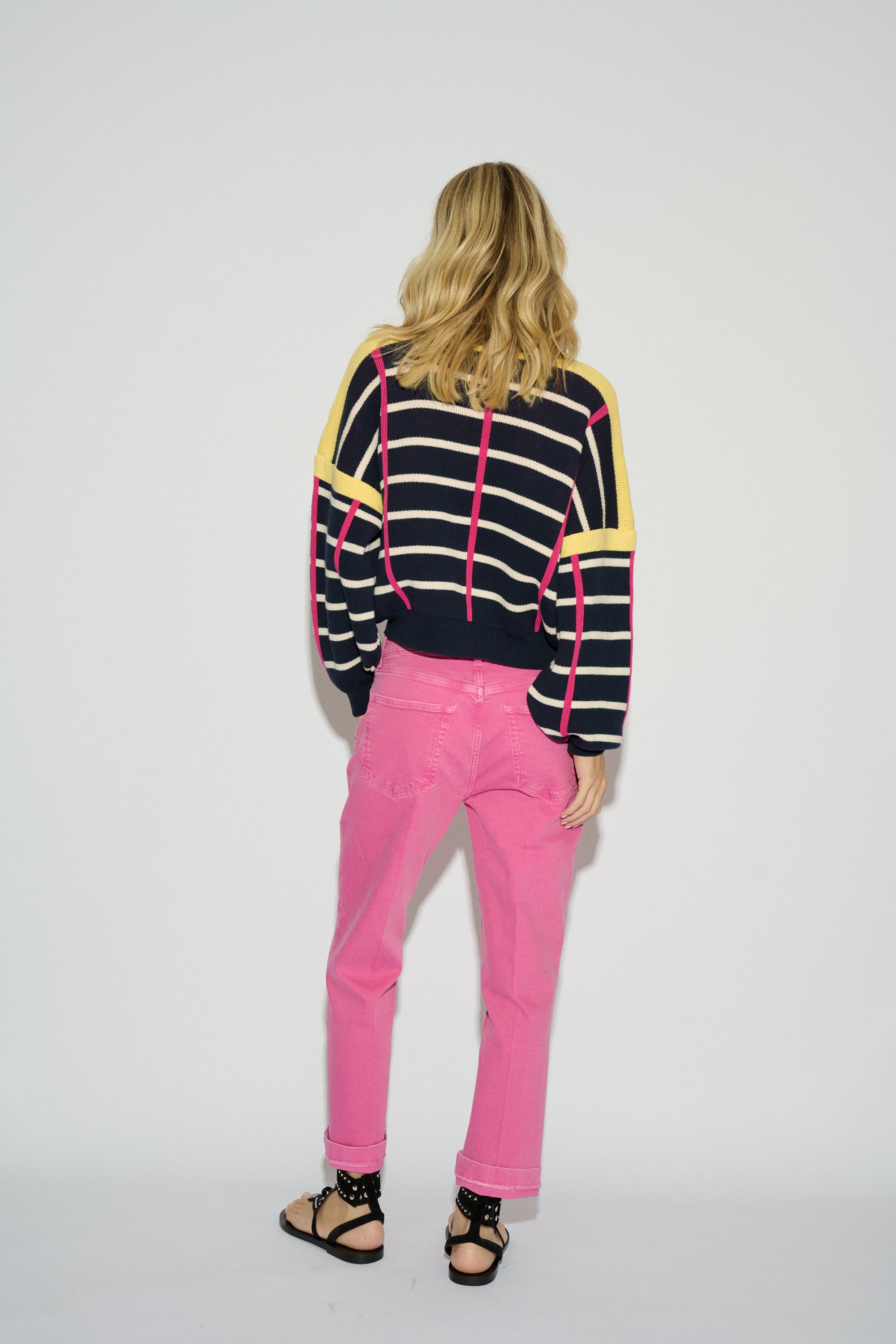 KIRA BOOTCUT MID-RISE PINK JEANS