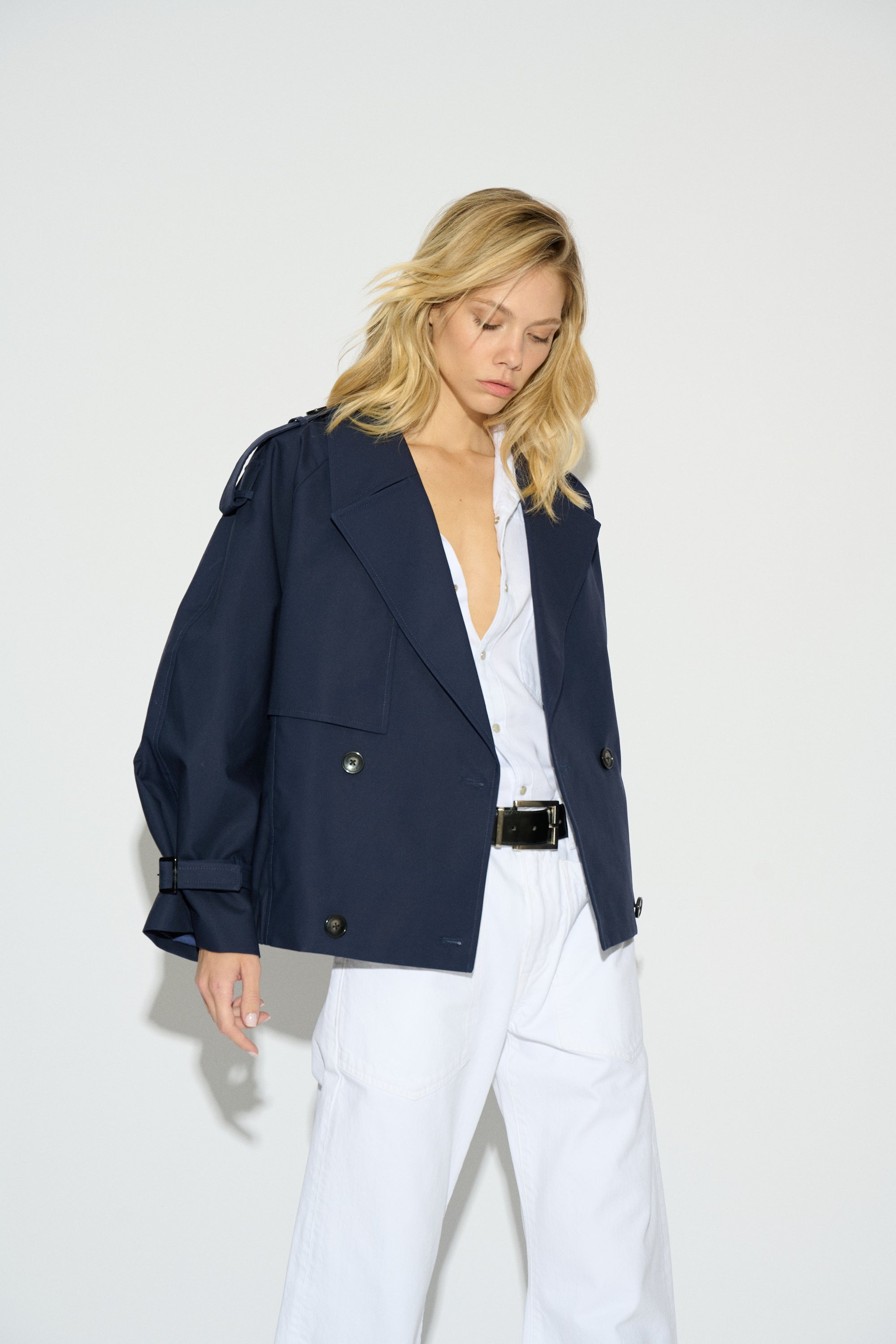 GABARDINA ELLIE CORTA CUELLO SOLAPA NAVY