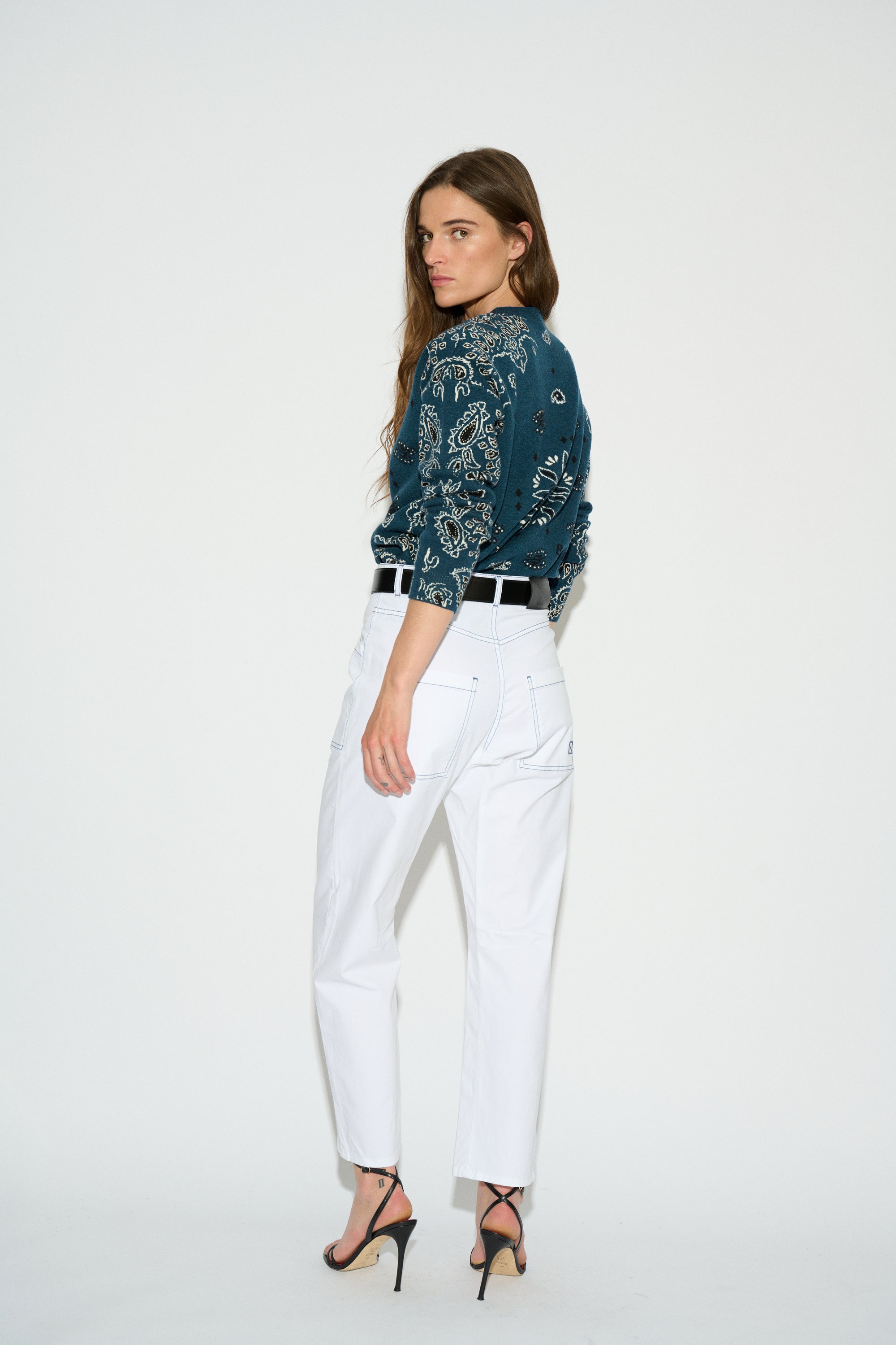 BRUNA BARREL MID-RISE WHITE TROUSERS