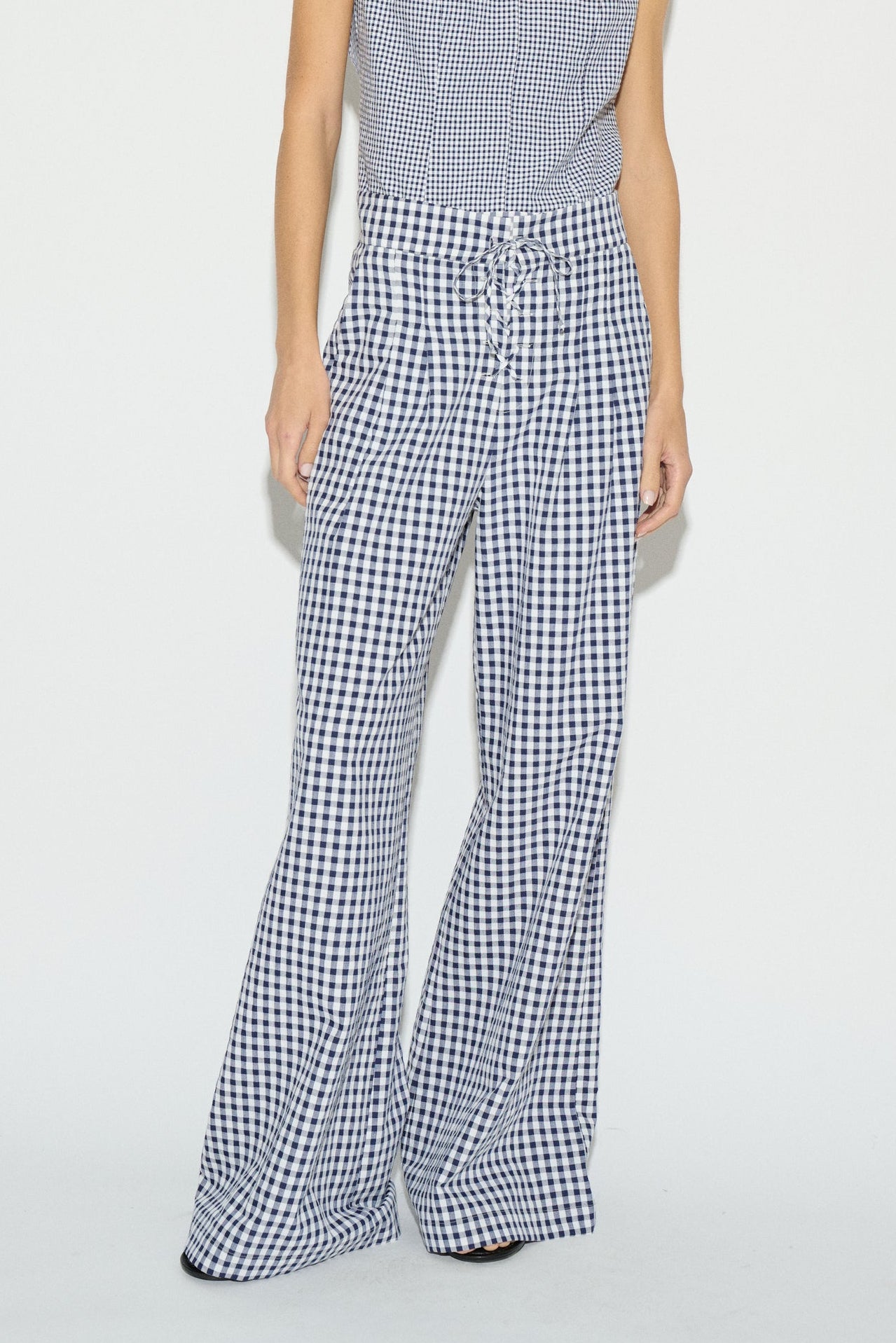 FLORA STRAIGHT PANTS WITH PLEATS NAVY