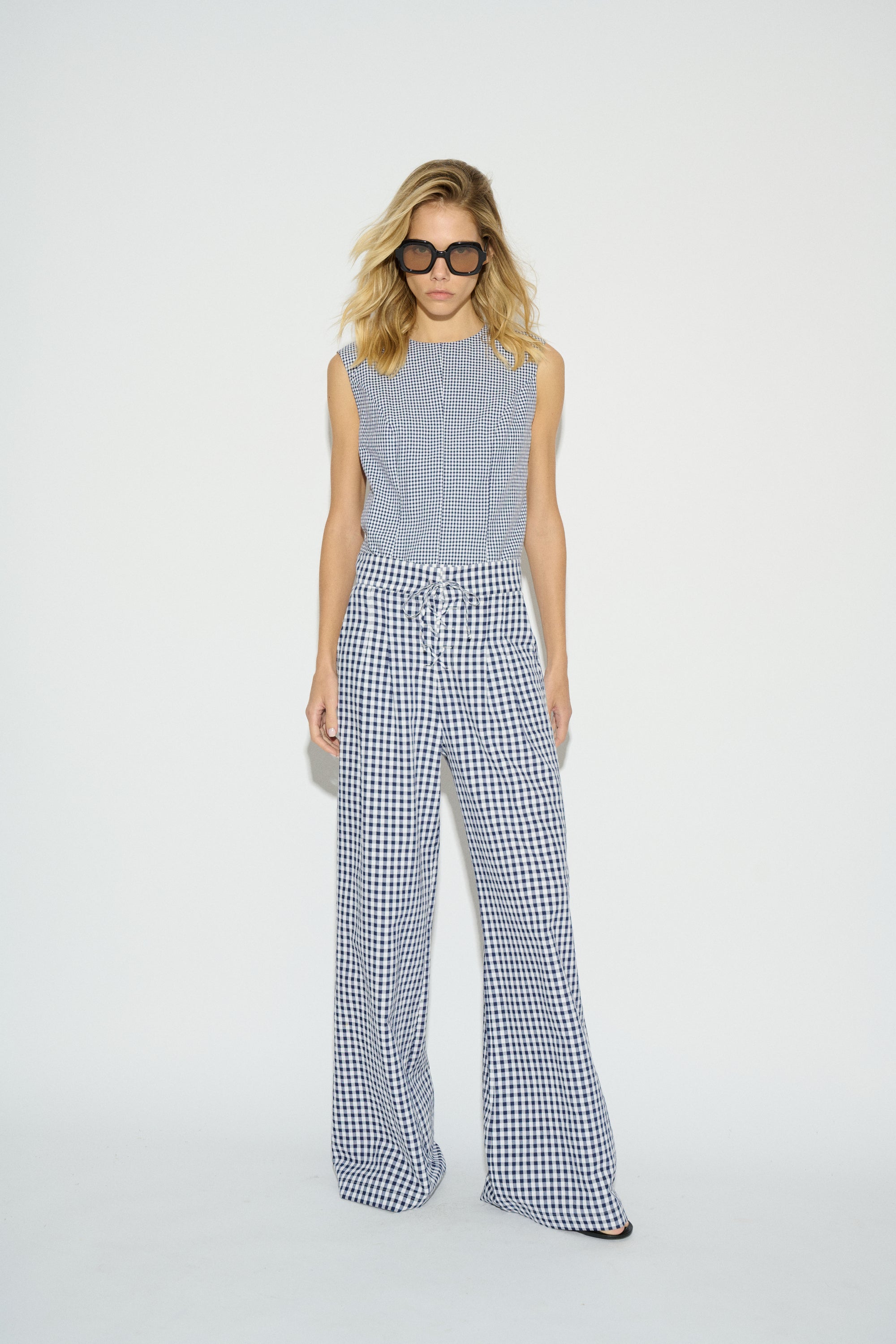 FLORA STRAIGHT PANTS WITH PLEATS NAVY
