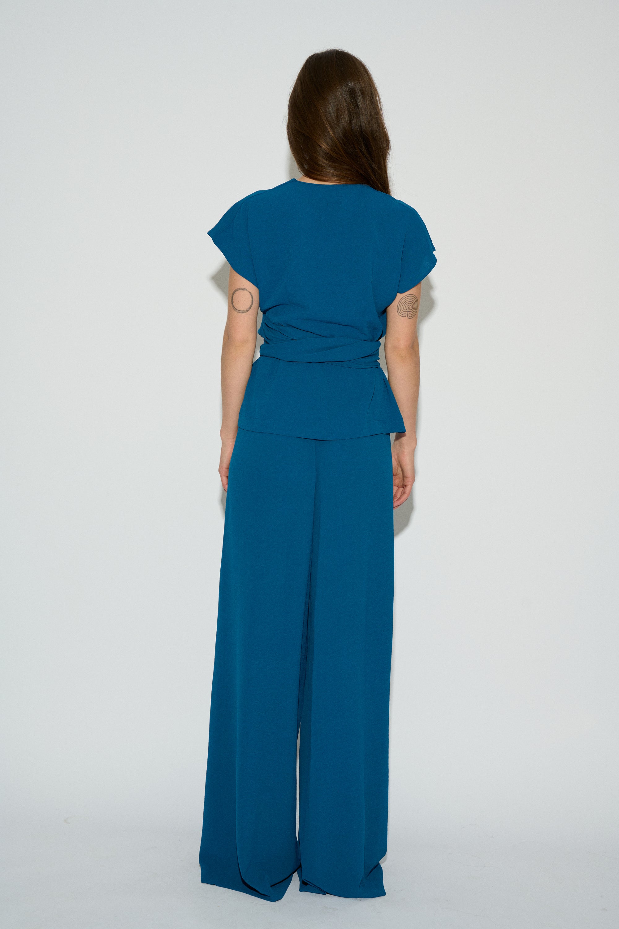 BLUE PALAZZO LOOK
